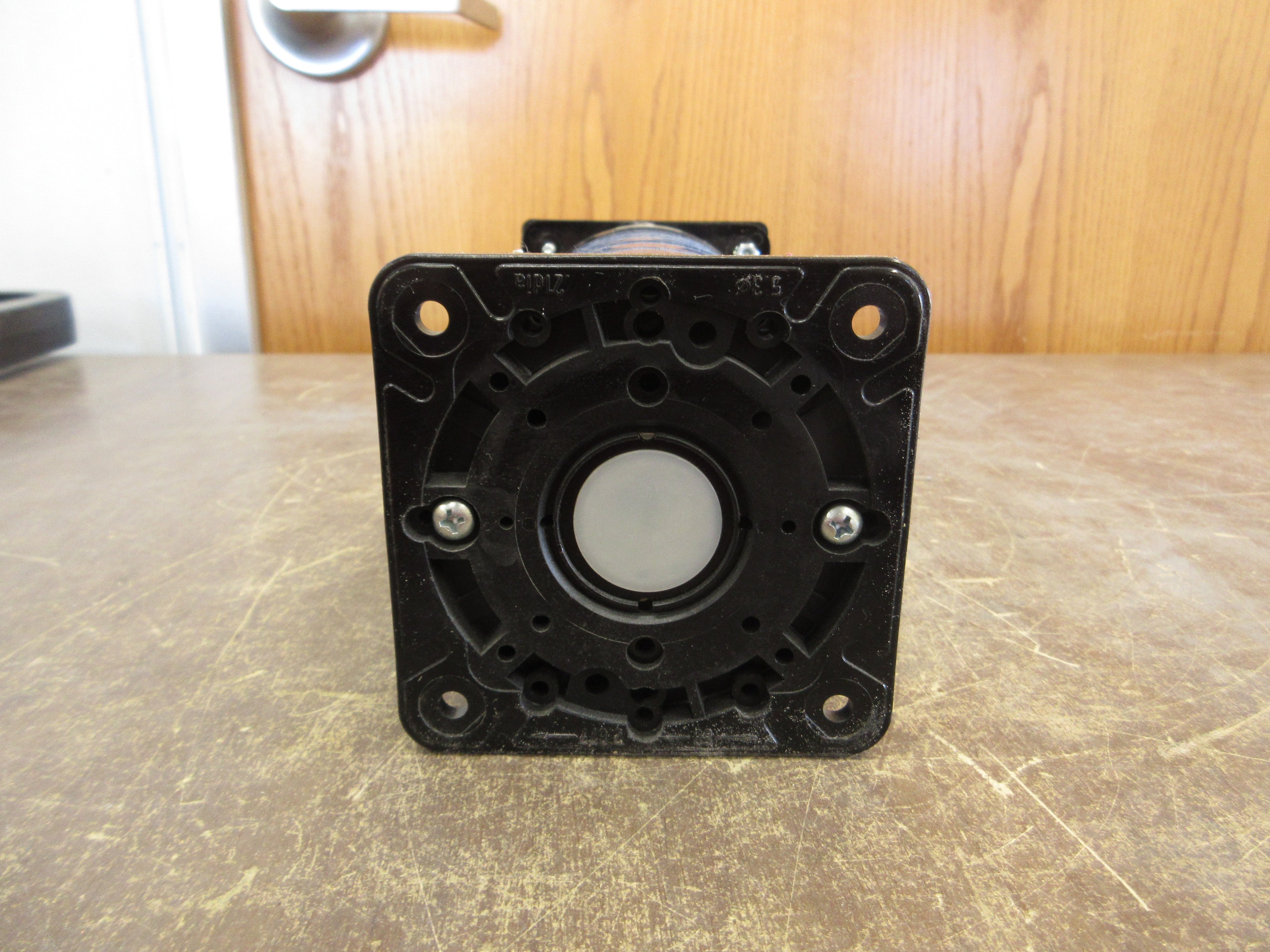 Kraus & Naimer C80 UPS Service Bypass Rotary Switch USM663 100A 600V Used