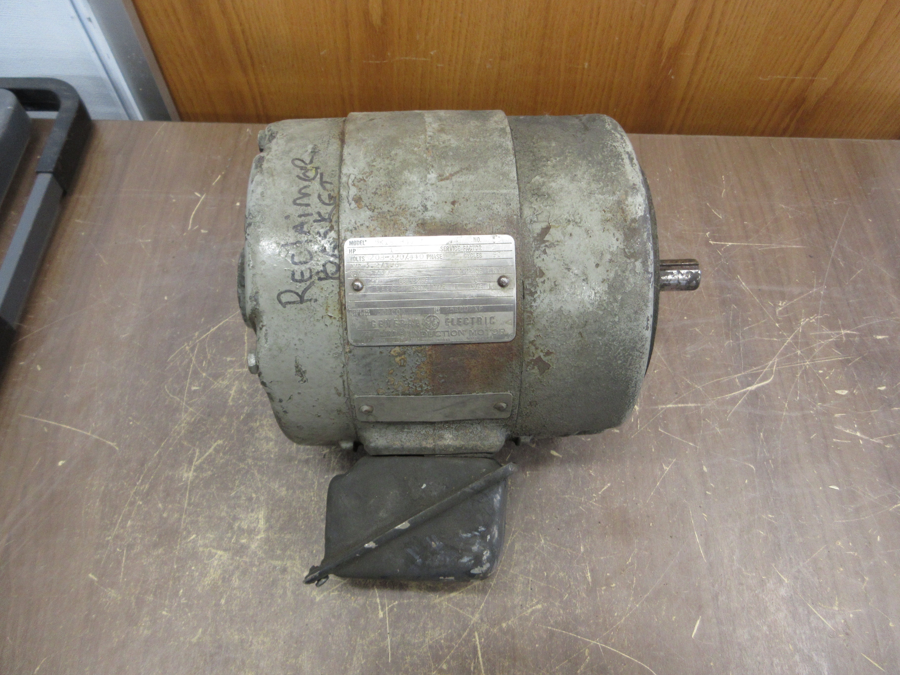 GE Induction Motor 5K182HG367 1HP 1800RPM 208-220/440V 3.2/1.6A 60Hz Used