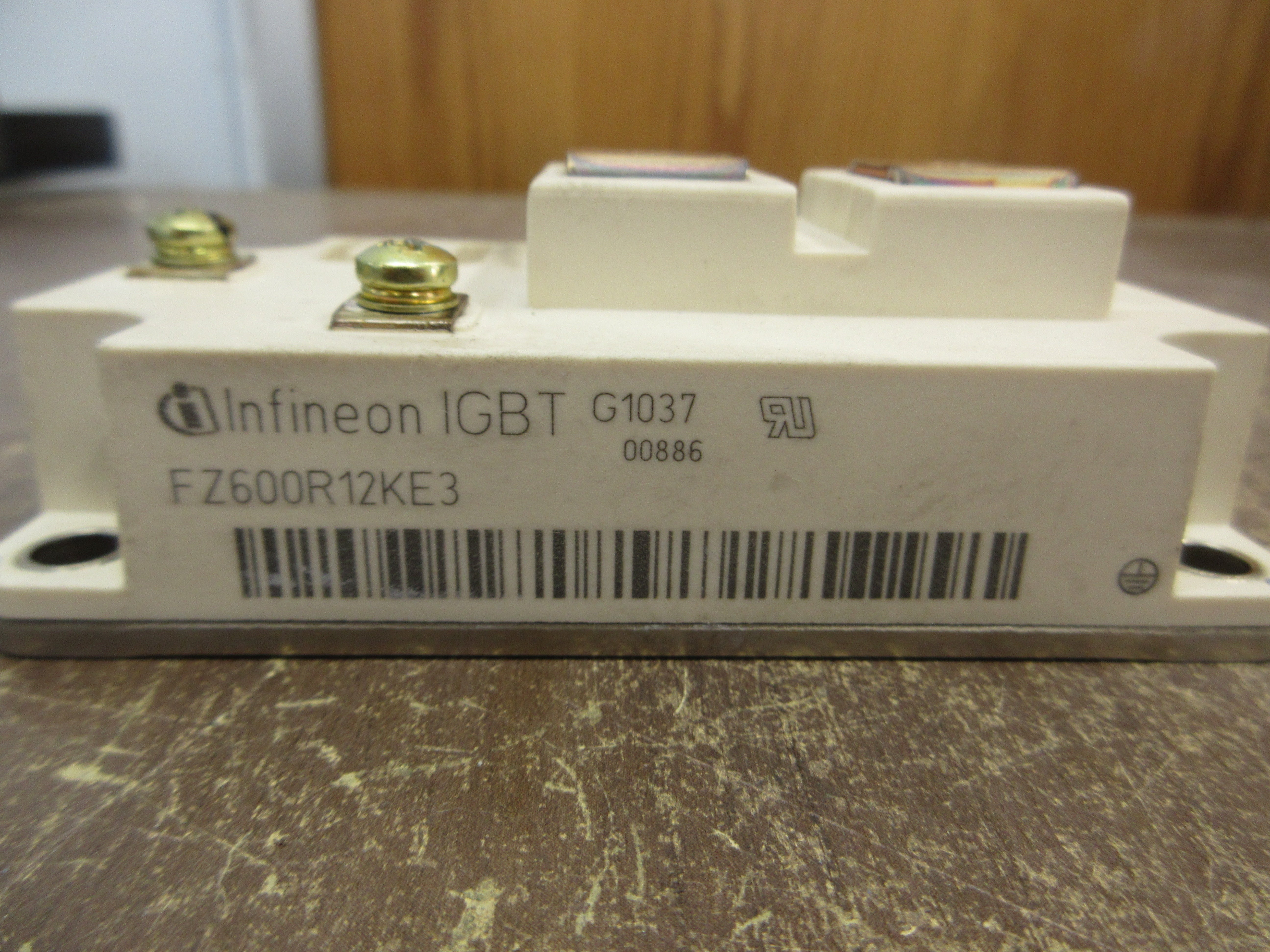 Infineon IGBT Module FZ600R12KE3 Used