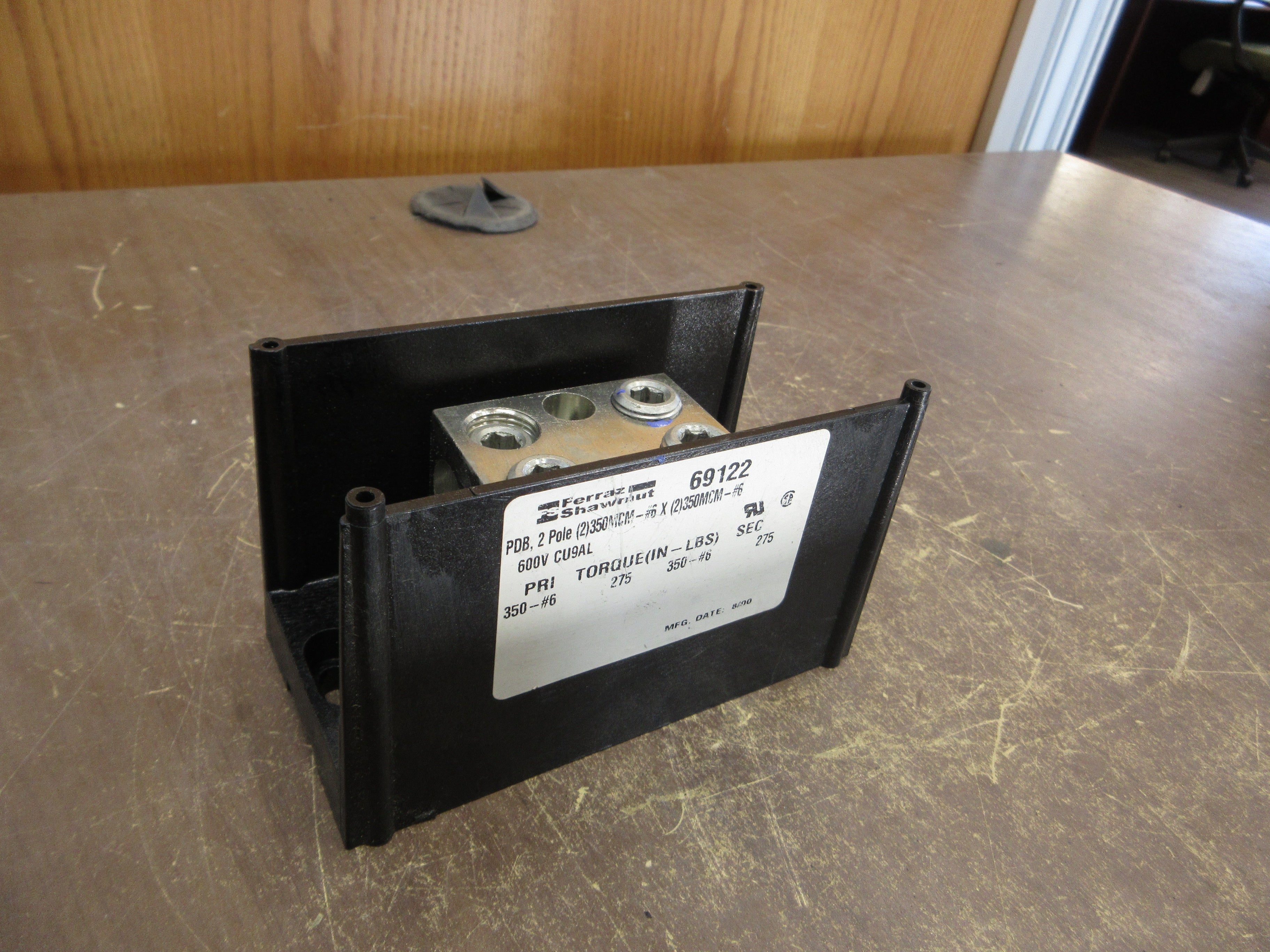Ferraz Shawmut Power Distribution Block 69122 1P 600V Line: 350-#6 Load: 350-#6