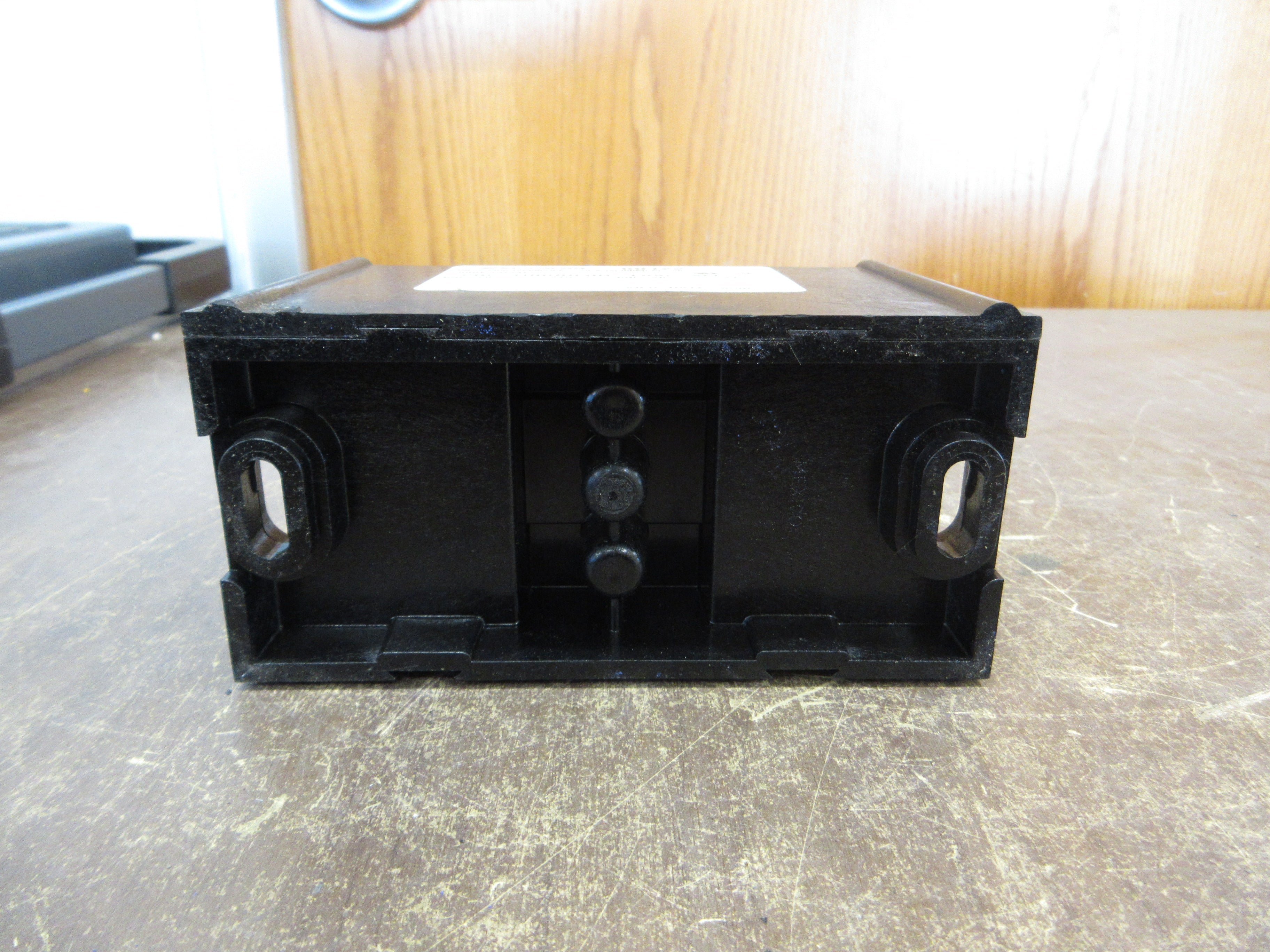Ferraz Shawmut Power Distribution Block 69122 1P 600V Line: 350-#6 Load: 350-#6