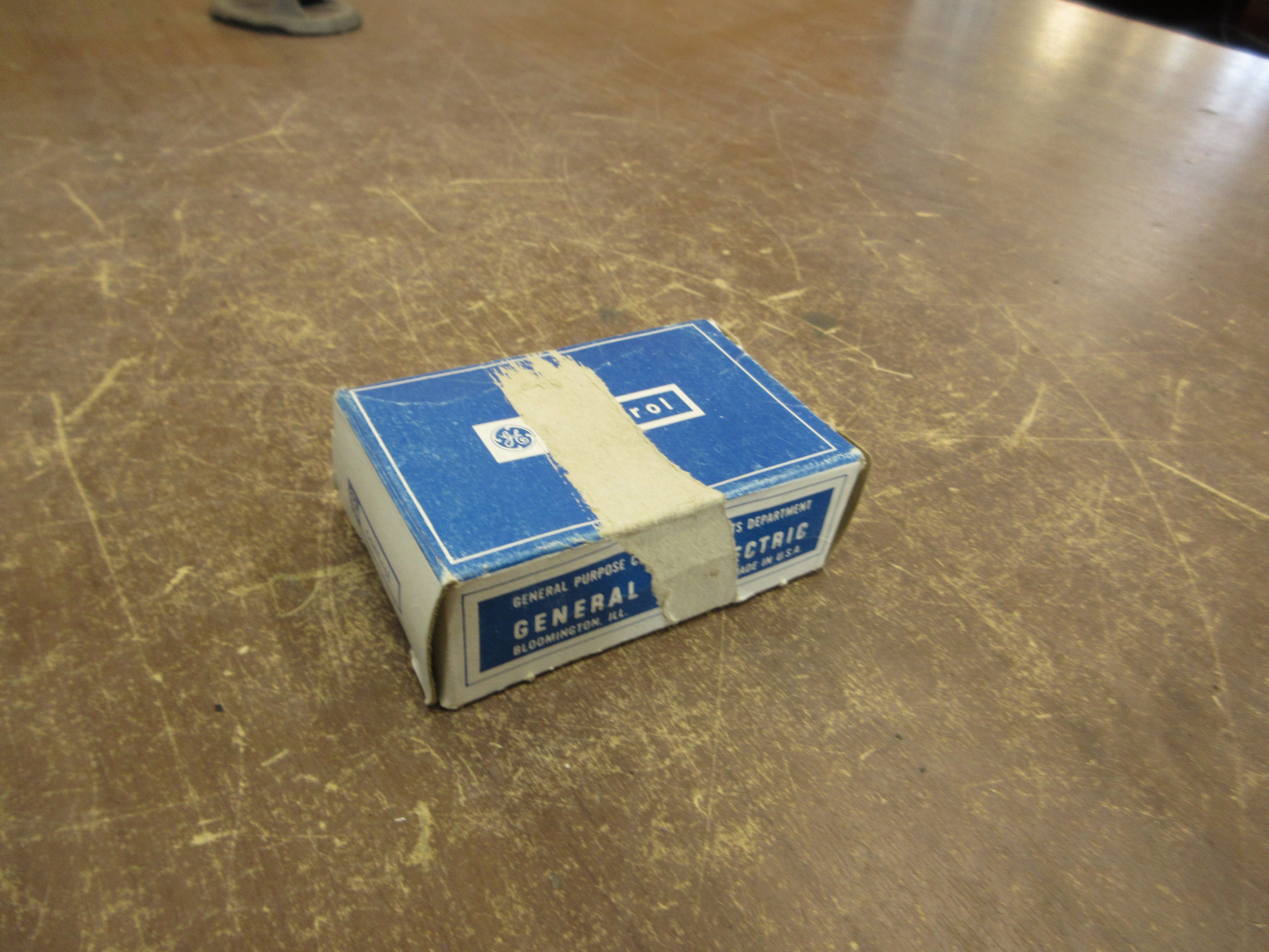 GE Heater CR123C13.7B *Set of 3* New Surplus