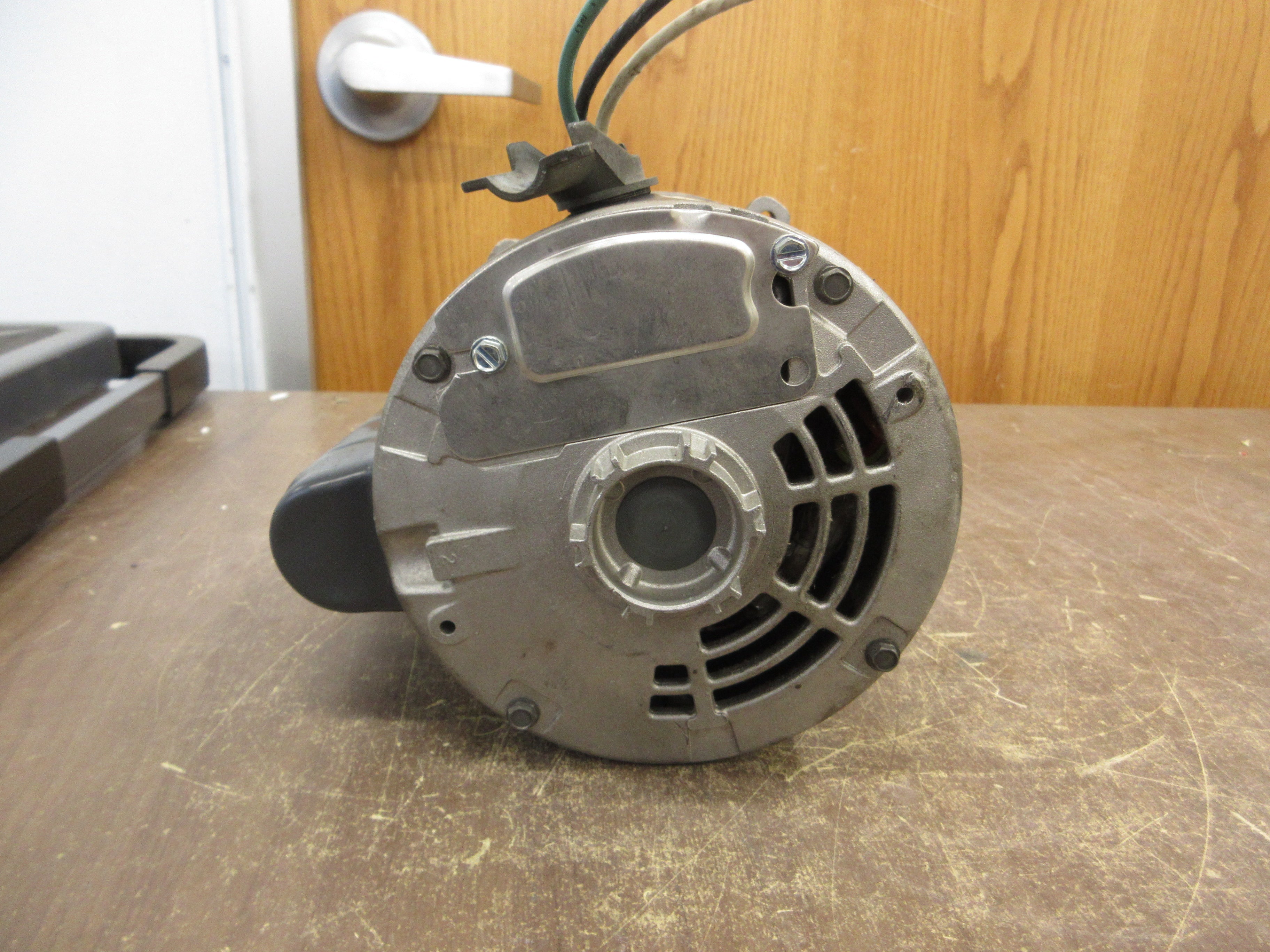 Dayton Motor 6K974BA 1/4HP 1800RPM 115/208-230V 5/2.3-2.5A 1Ph 60Hz Used