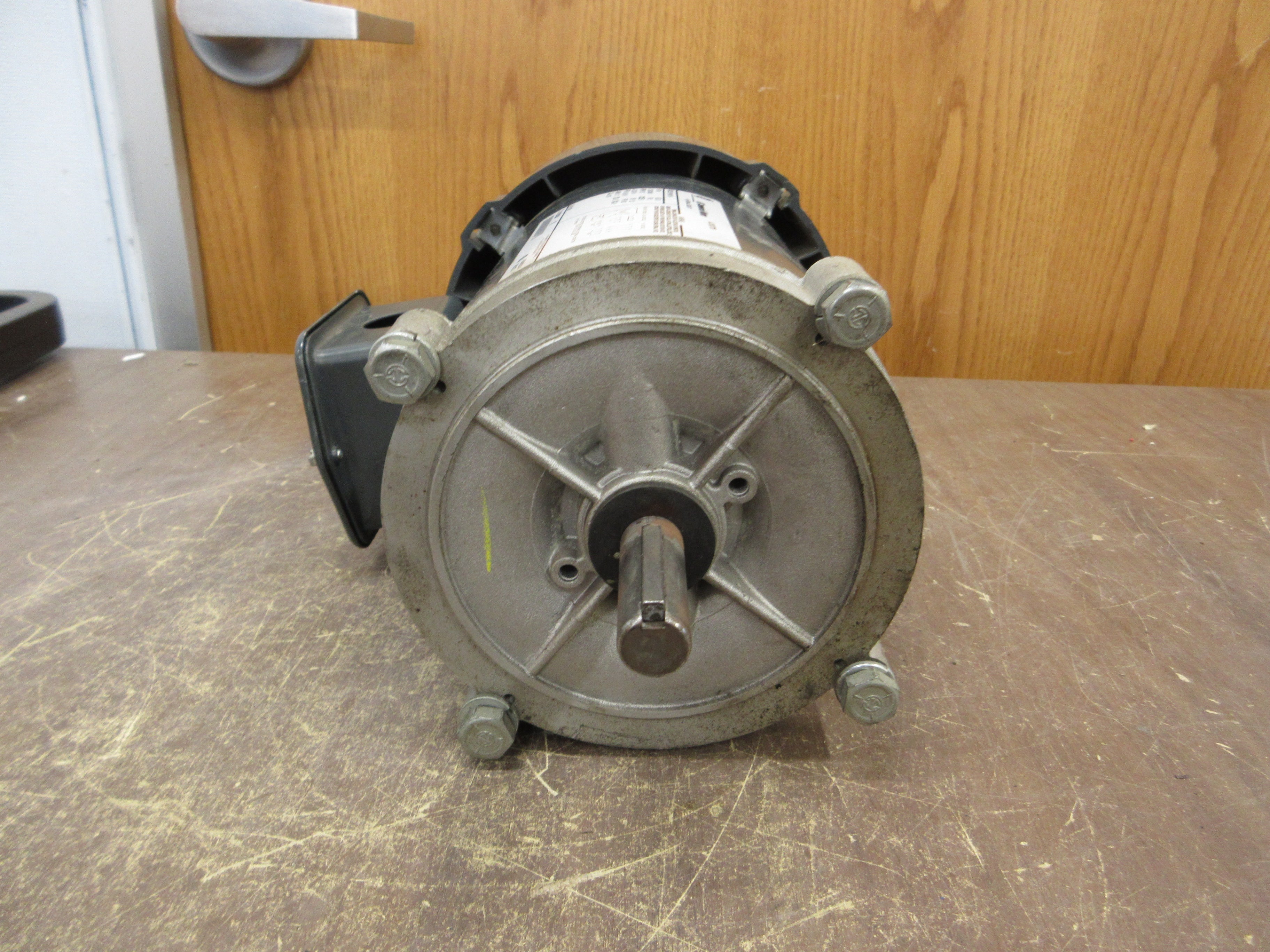 GE AC Motor 5K36PNB116A 3/4HP 1800RPM 208-230/460V 2.8/1.4A 3Ph 60Hz Used