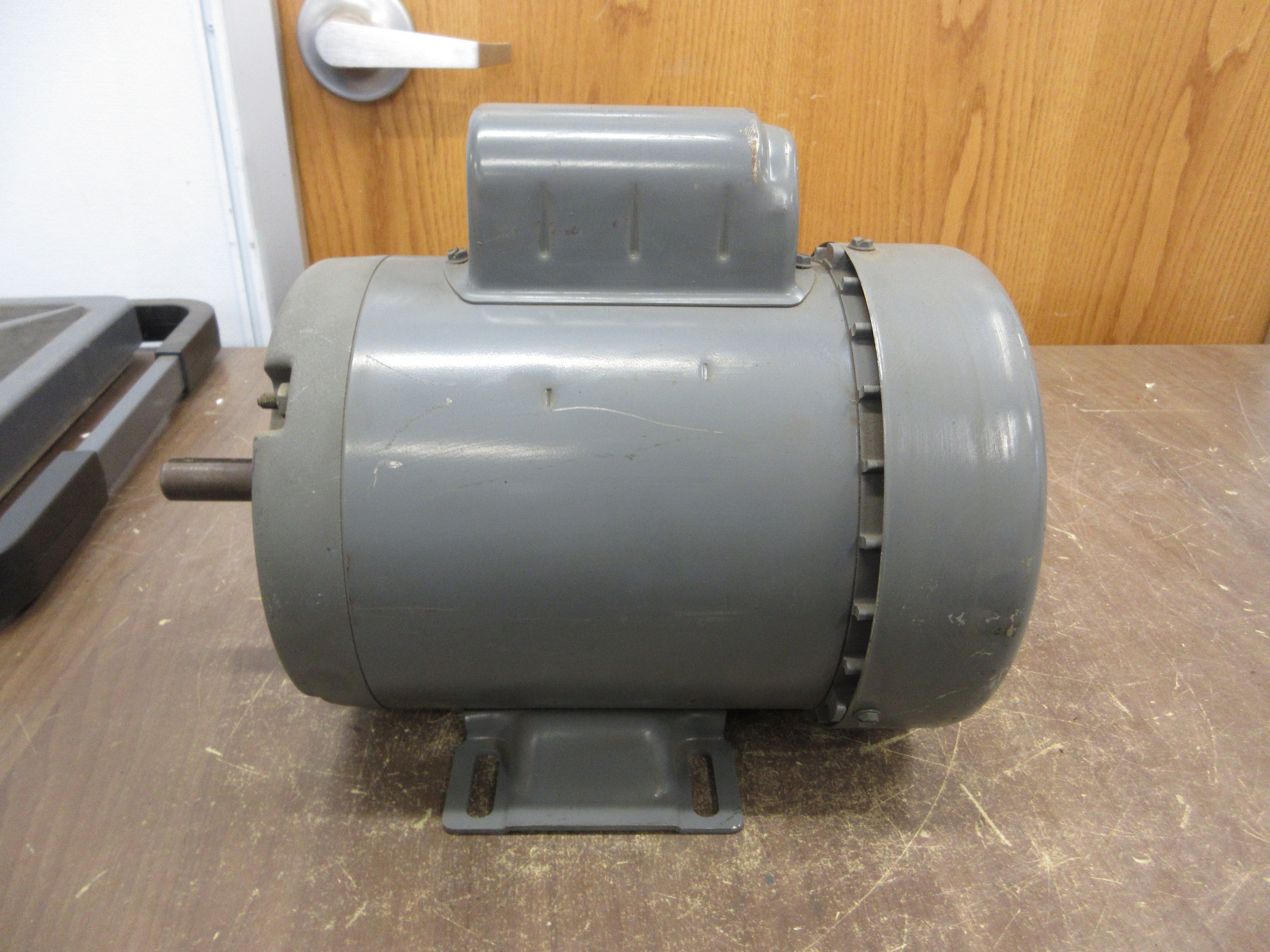 Dayton Motor 6K122F 1/2HP 1800RPM 115/230V 9.6/4.8A 1Ph 60Hz Used