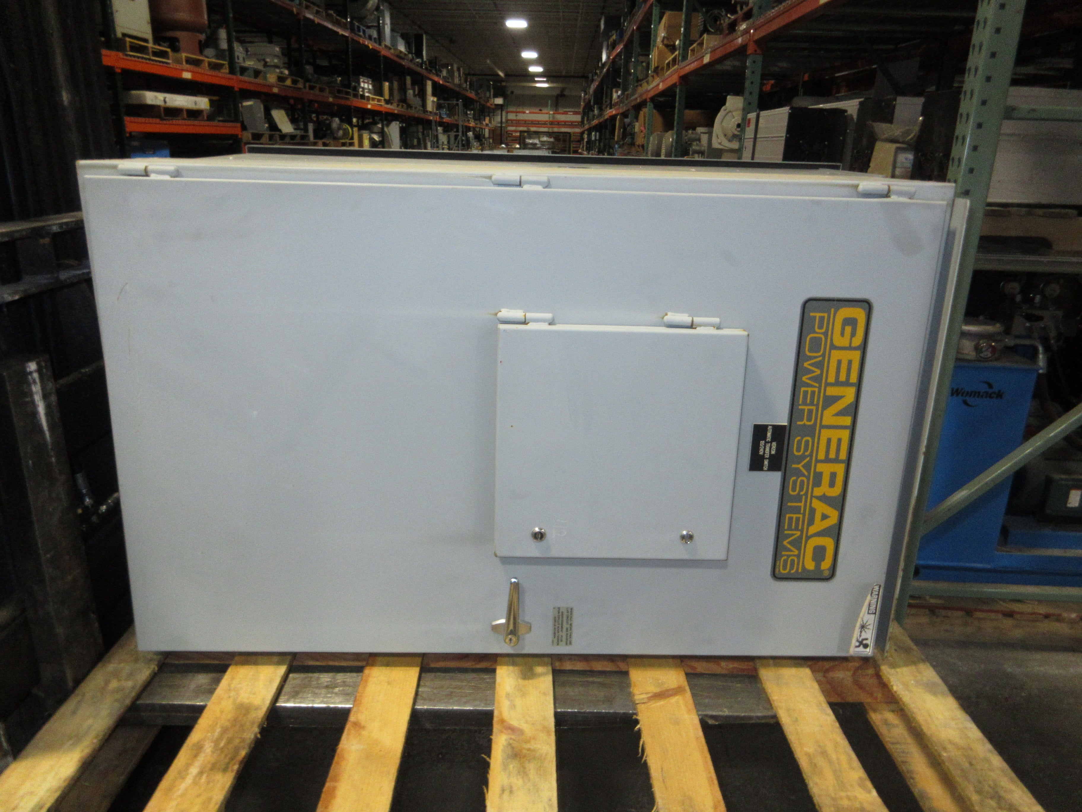 Generac 3R Automatic Transfer Switch 0049402 200A 120/240V Used