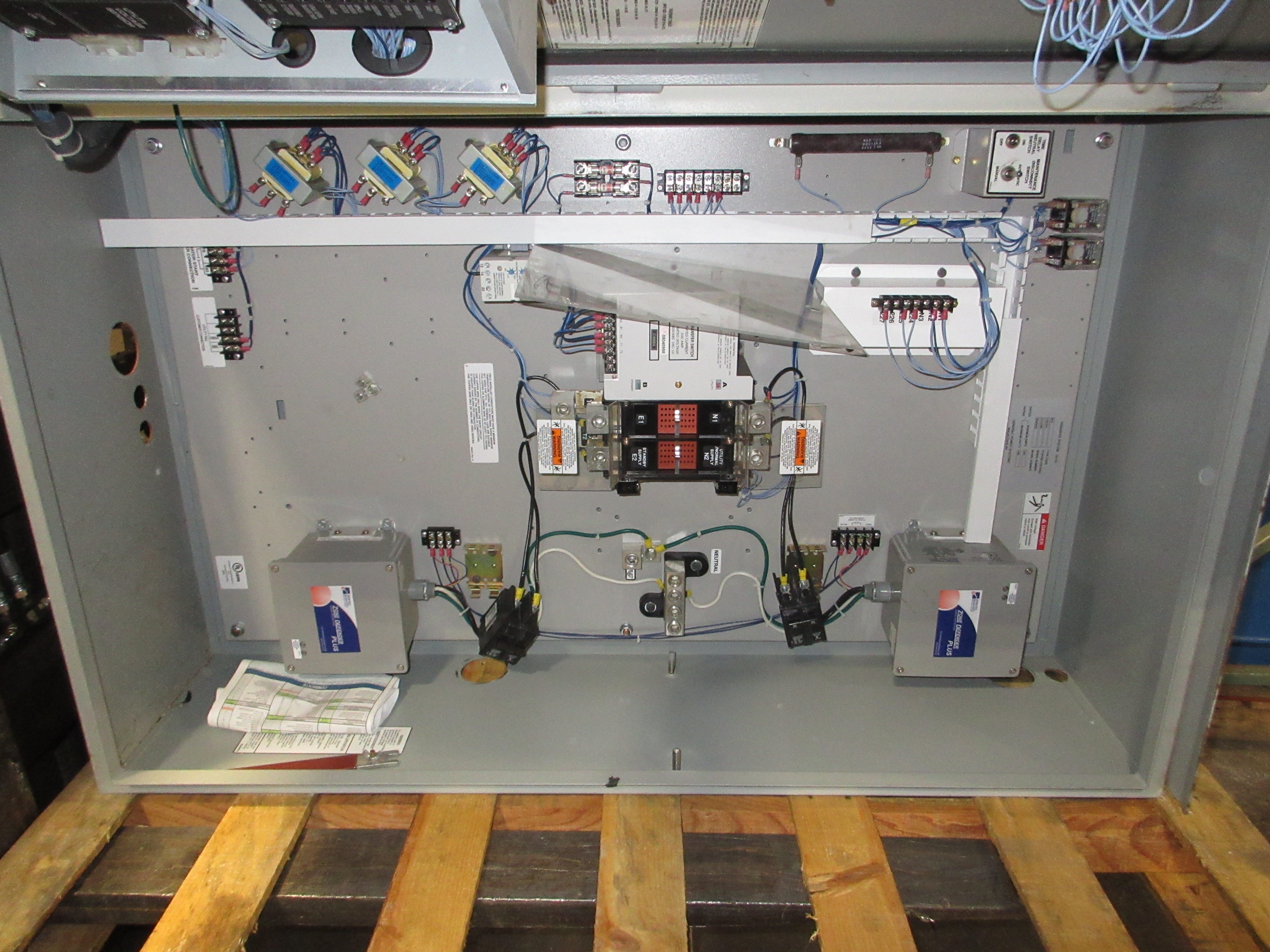 Generac 3R Automatic Transfer Switch 0049402 200A 120/240V Used