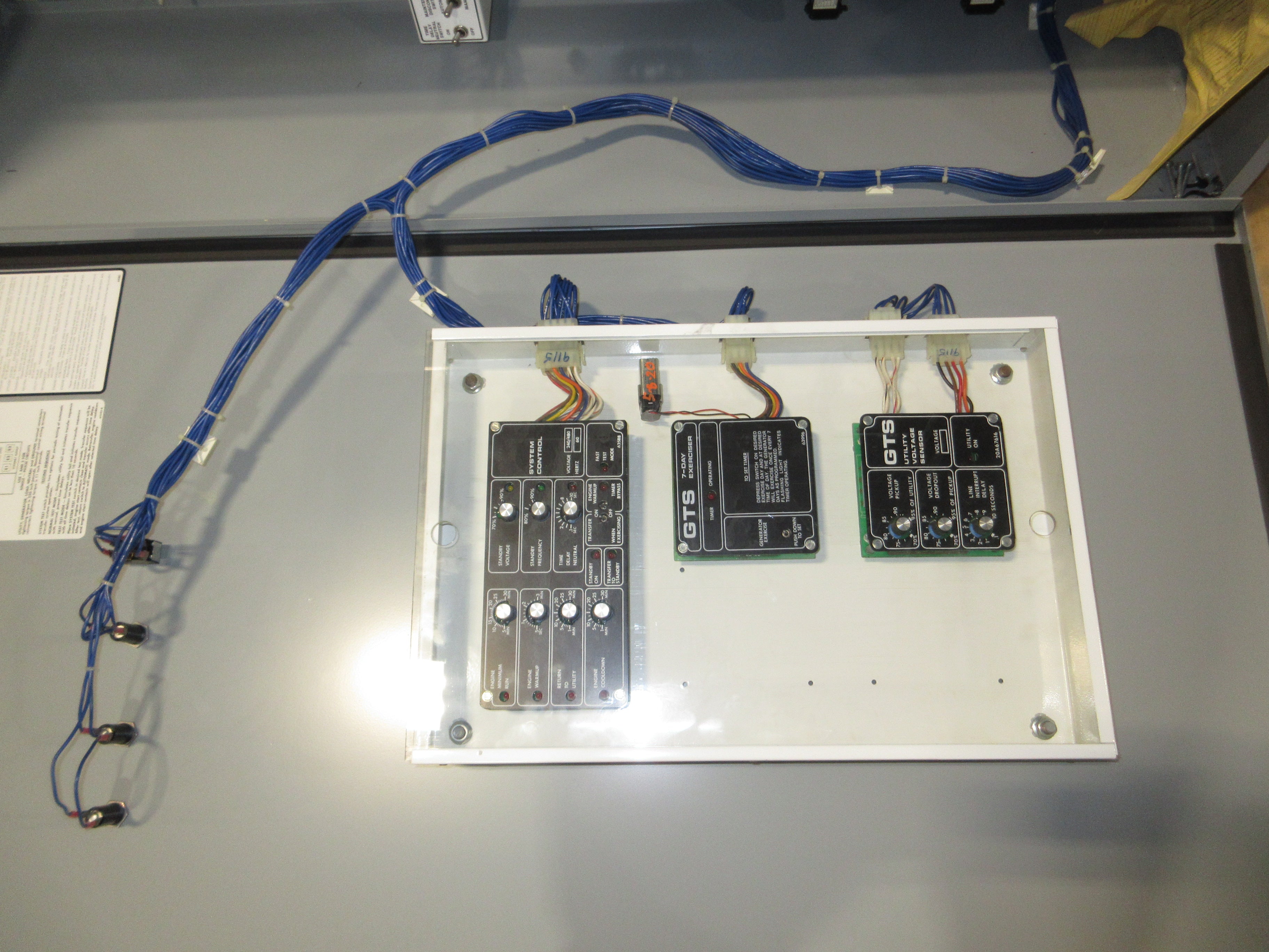 Generac Automatic Transfer Switch 91A01541-W 200A 120/240V Used