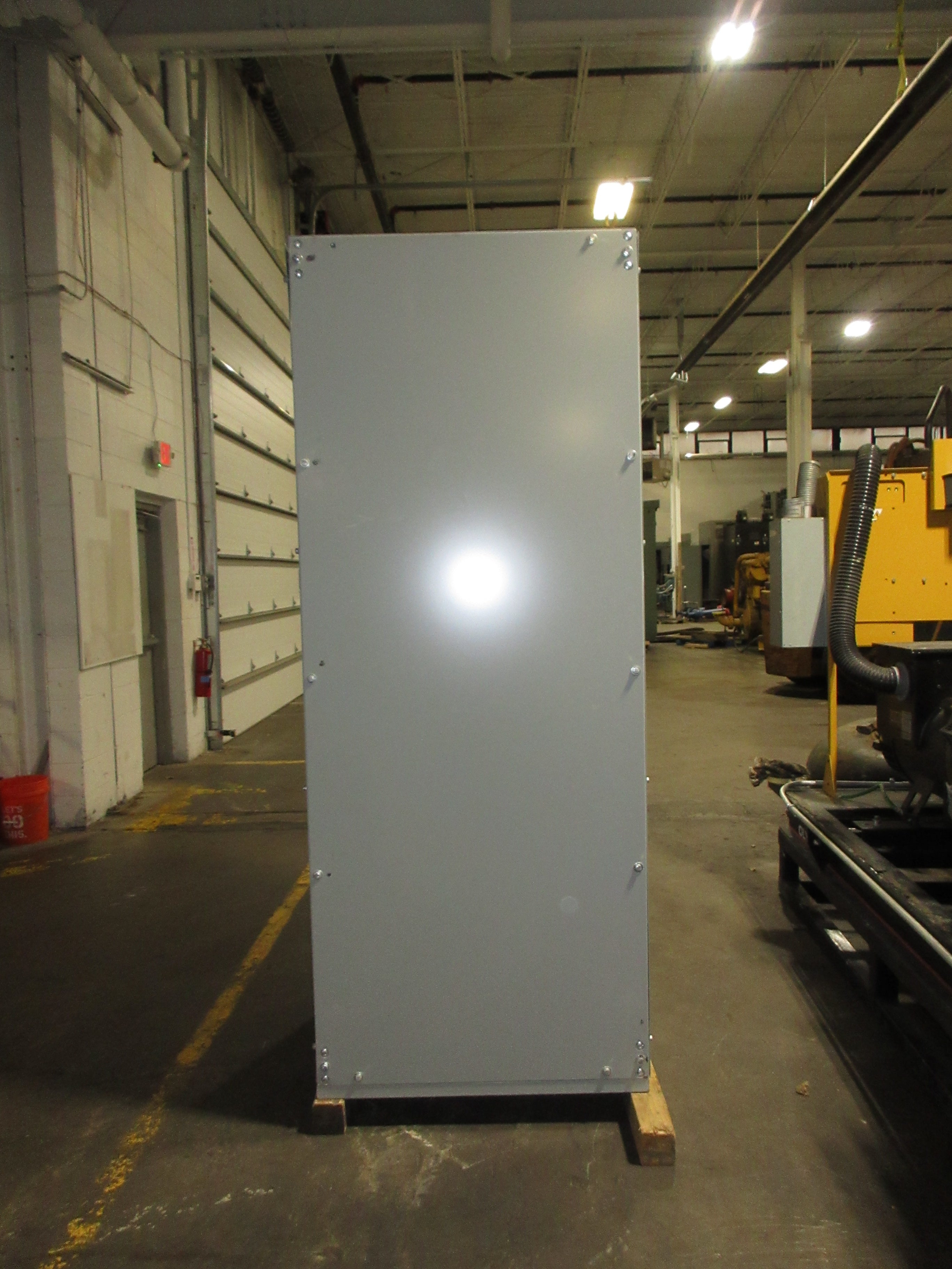 Russelectric Automatic Transfer Switch w/ Bypass RTS03-ABLB6004AMF1-RPTCS05 Used