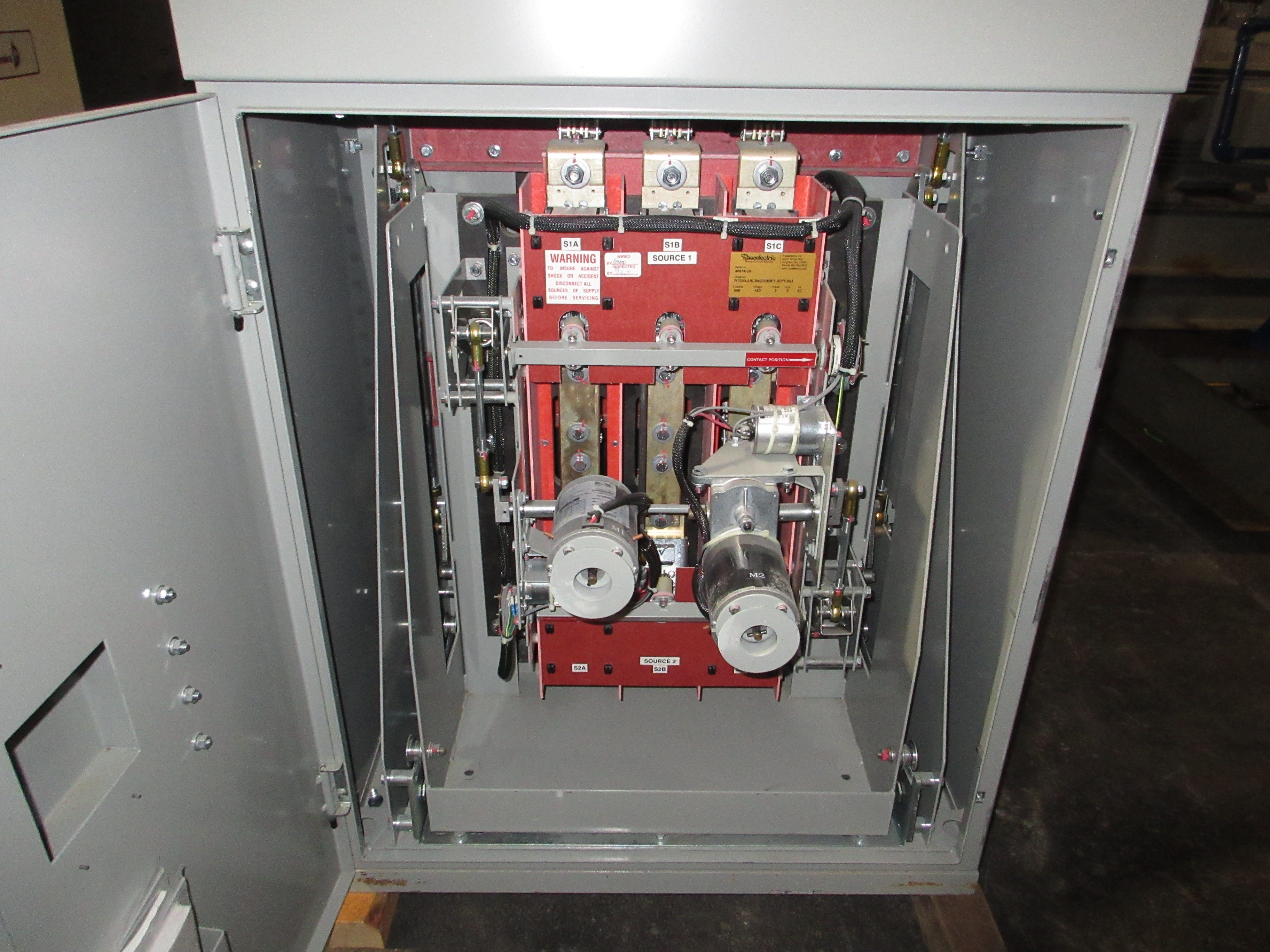 Russelectric Automatic Transfer Switch w/ Bypass RTS03-ABLB6003BMF1-RPTCS05 Used