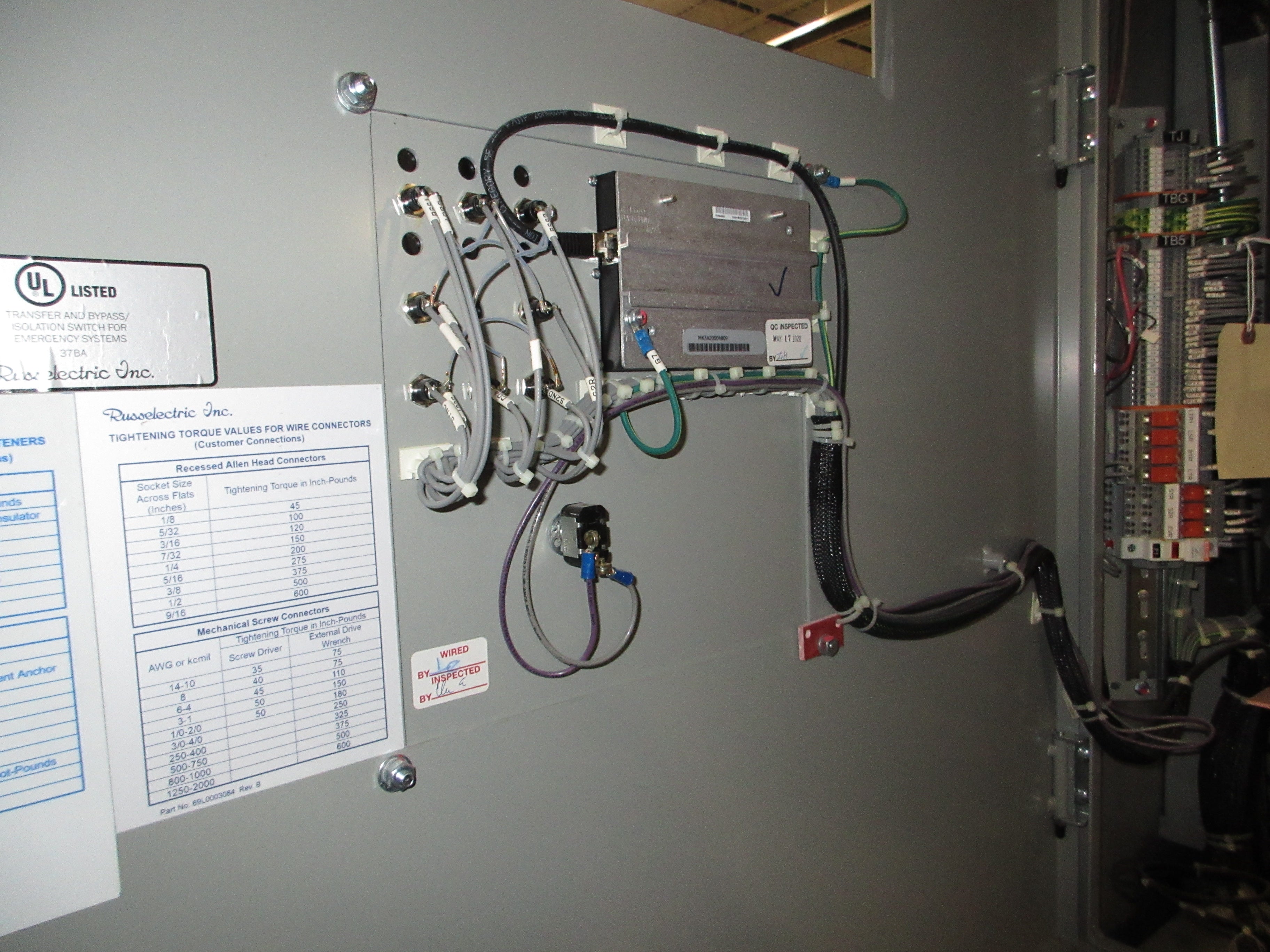 Russelectric Automatic Transfer Switch w/ Bypass RTS03-ABLB2254AMF1-RPTCS05 Used