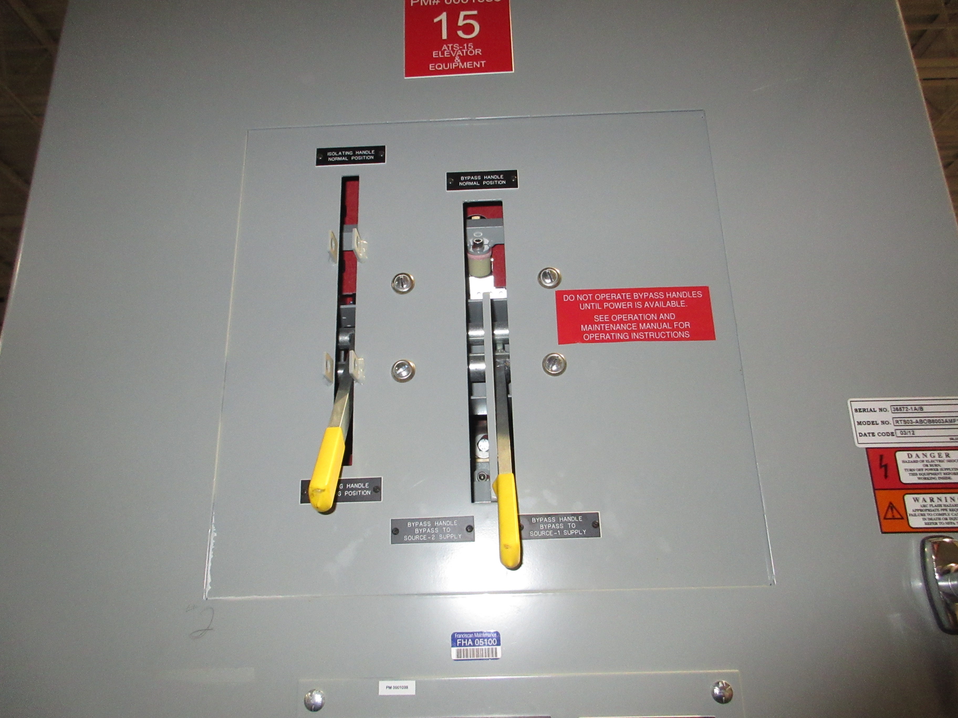 Russelectric Automatic Transfer Switch w/ Bypass RTS03-ABOB8003AMF1-RPTCS1 Used