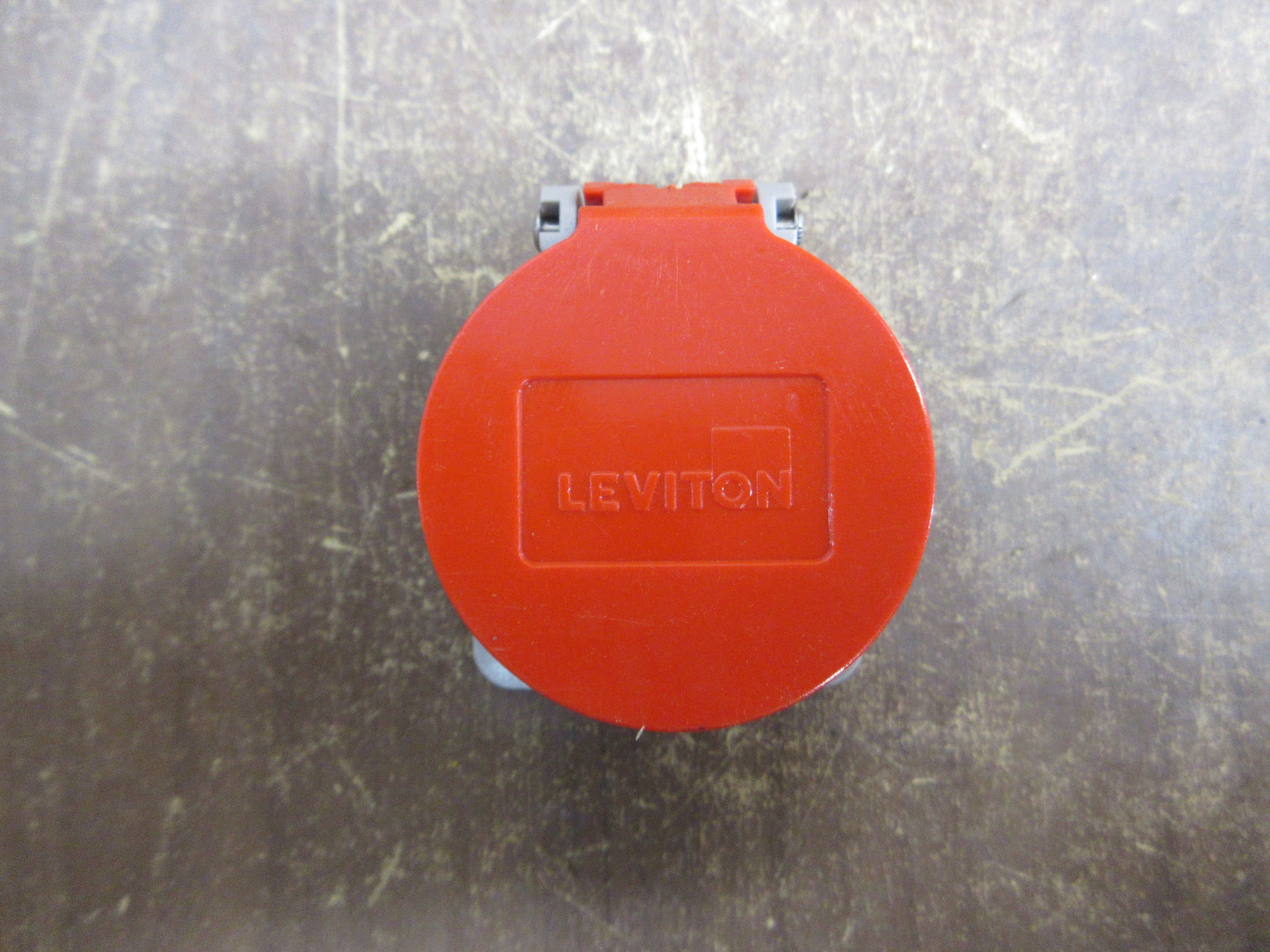 Leviton Nema 3R Receptacle Housing 103-16S31-R *Lot of 2* Used