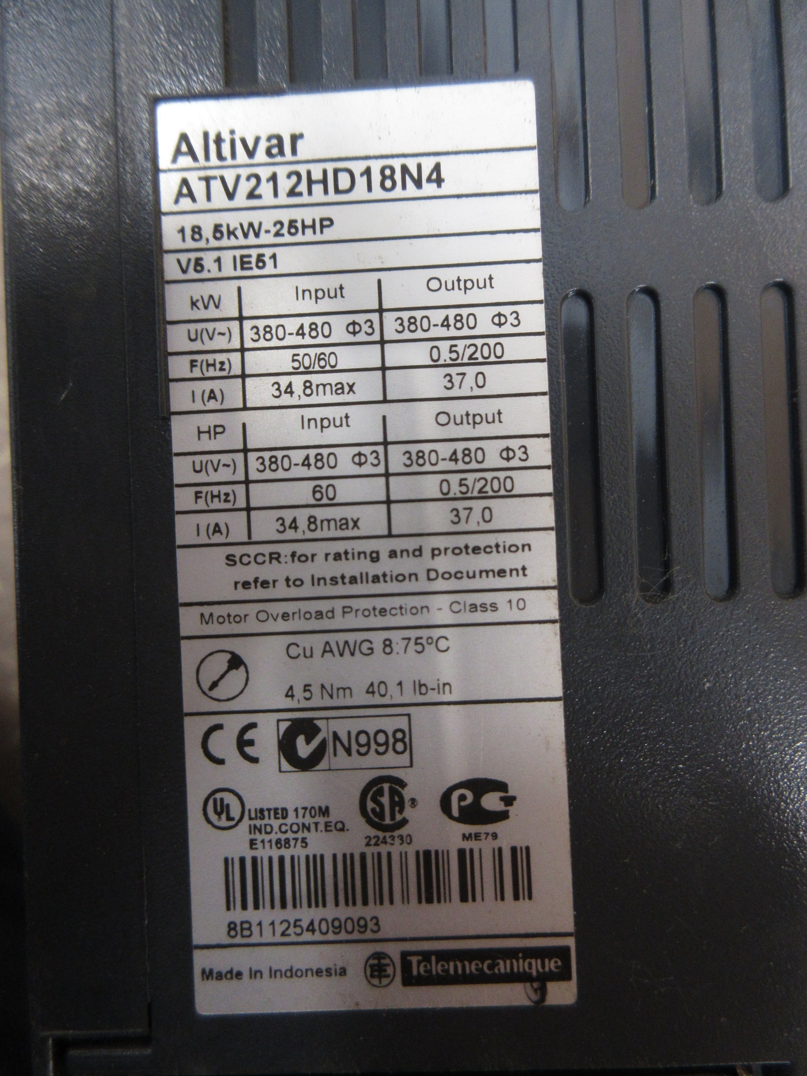 Telemecanique Altivar AC Drive ATV212HD18N4 25HP 3Ph *Broken Mounting Plate*