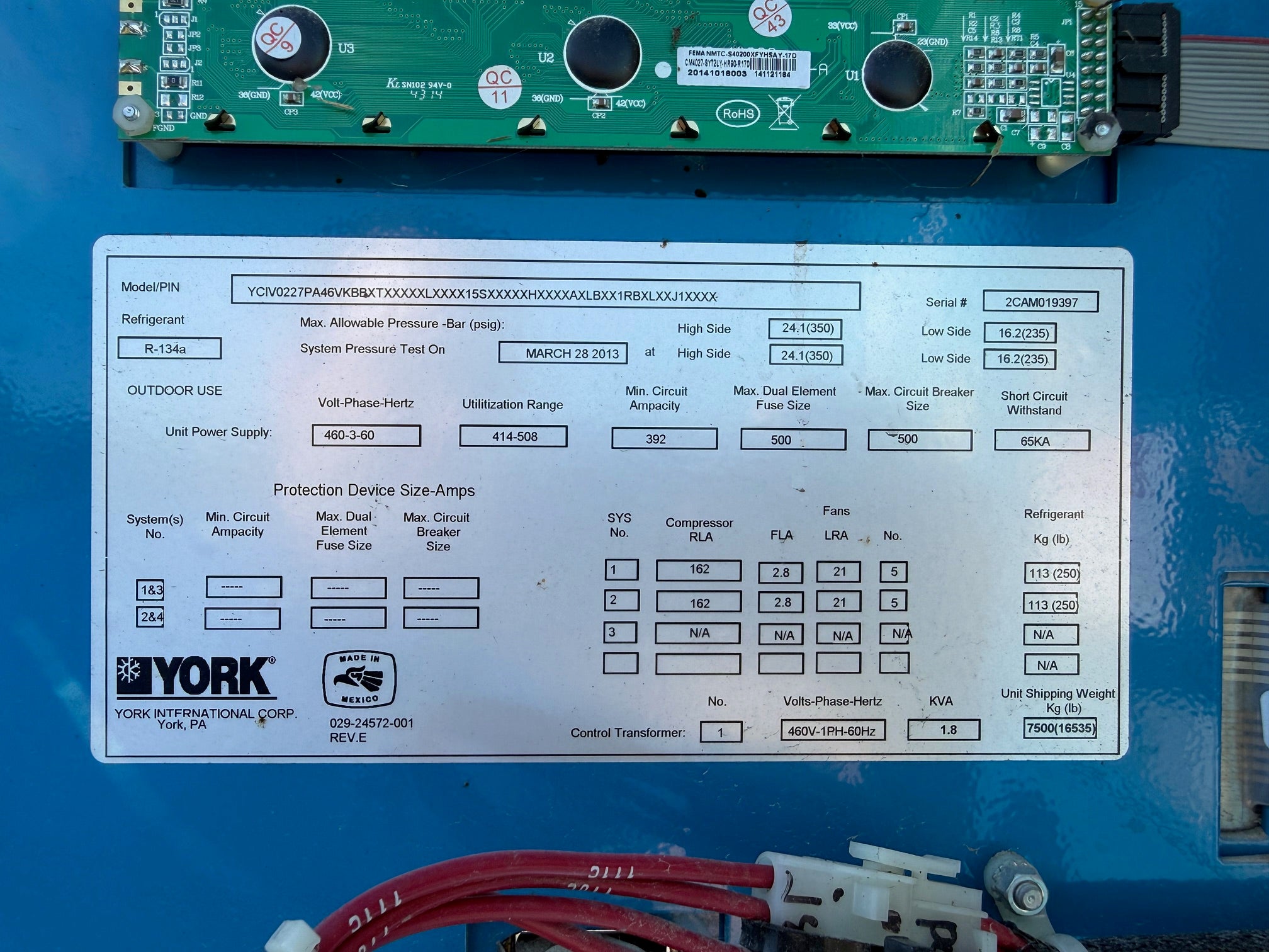 York Air Cooled YCIV Chiller 227 Ton 460V MFD: 3/13 Bent Control Panel