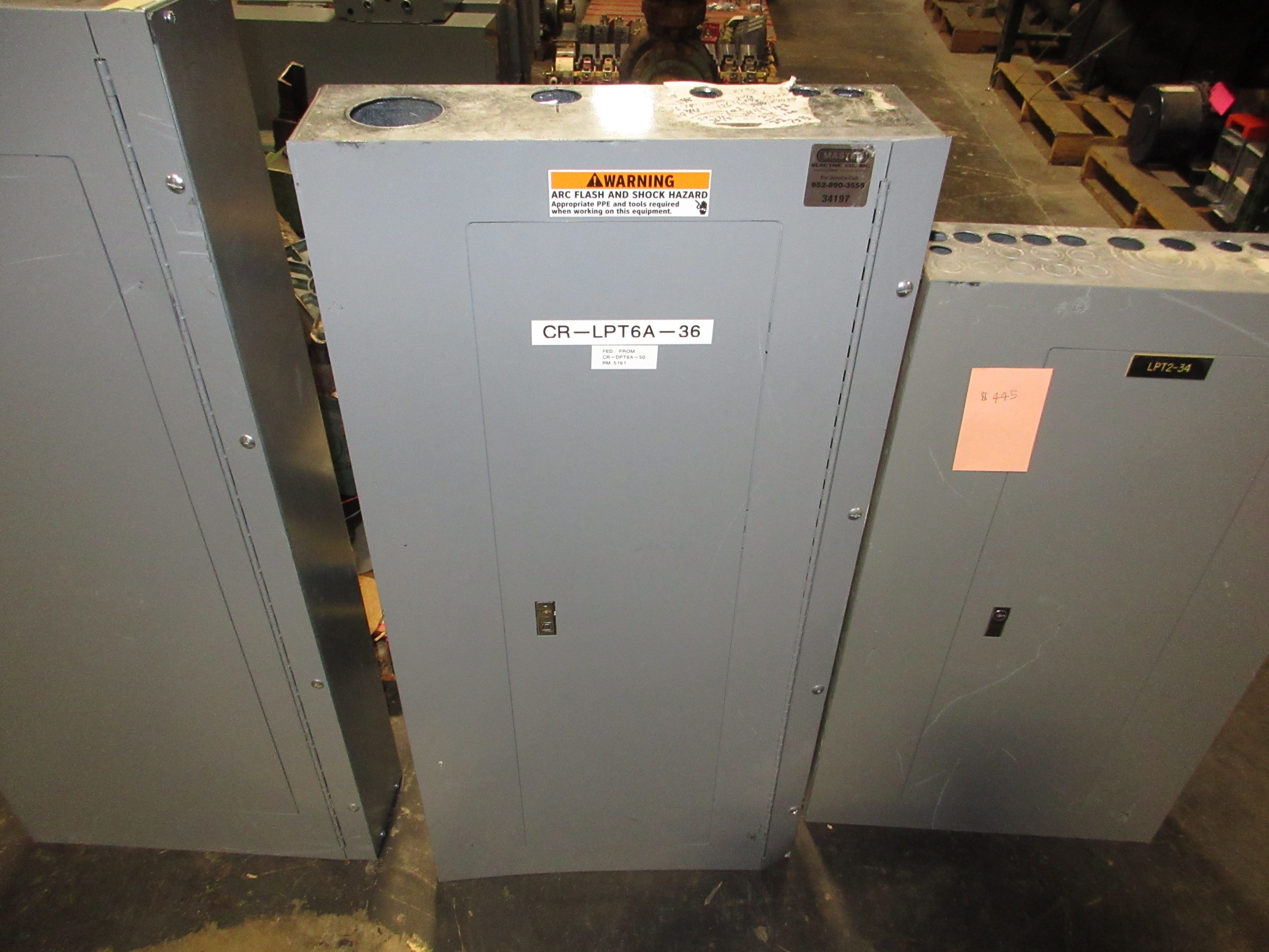 Square D Main Lug Breaker Panel 12221948250080001 225A Max 208/120VAC 3Ph Used
