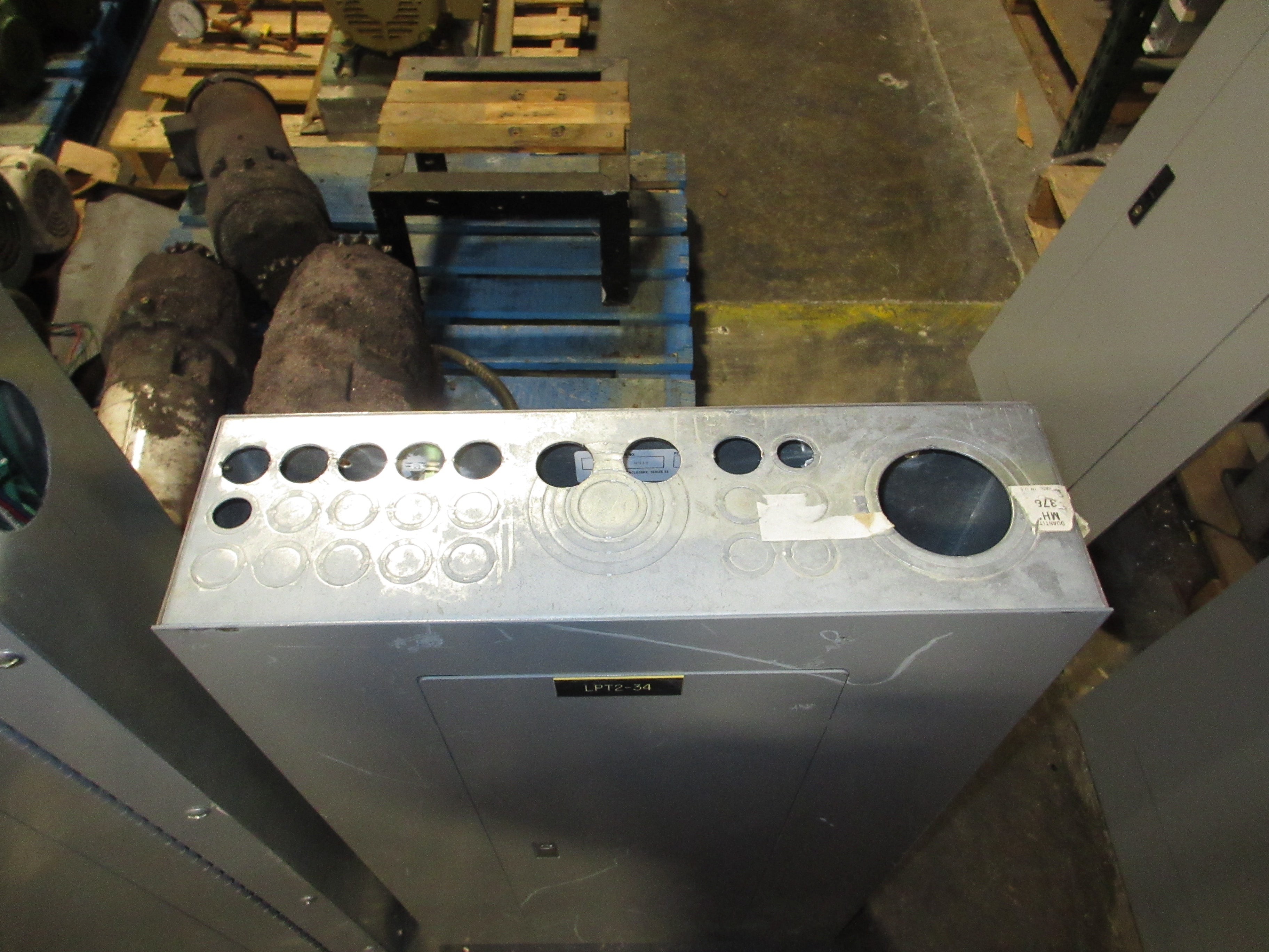 Square D Main Lug Breaker Panel NQOD442L225 225A Max 208/120V 3Ph 4W 42-Slot