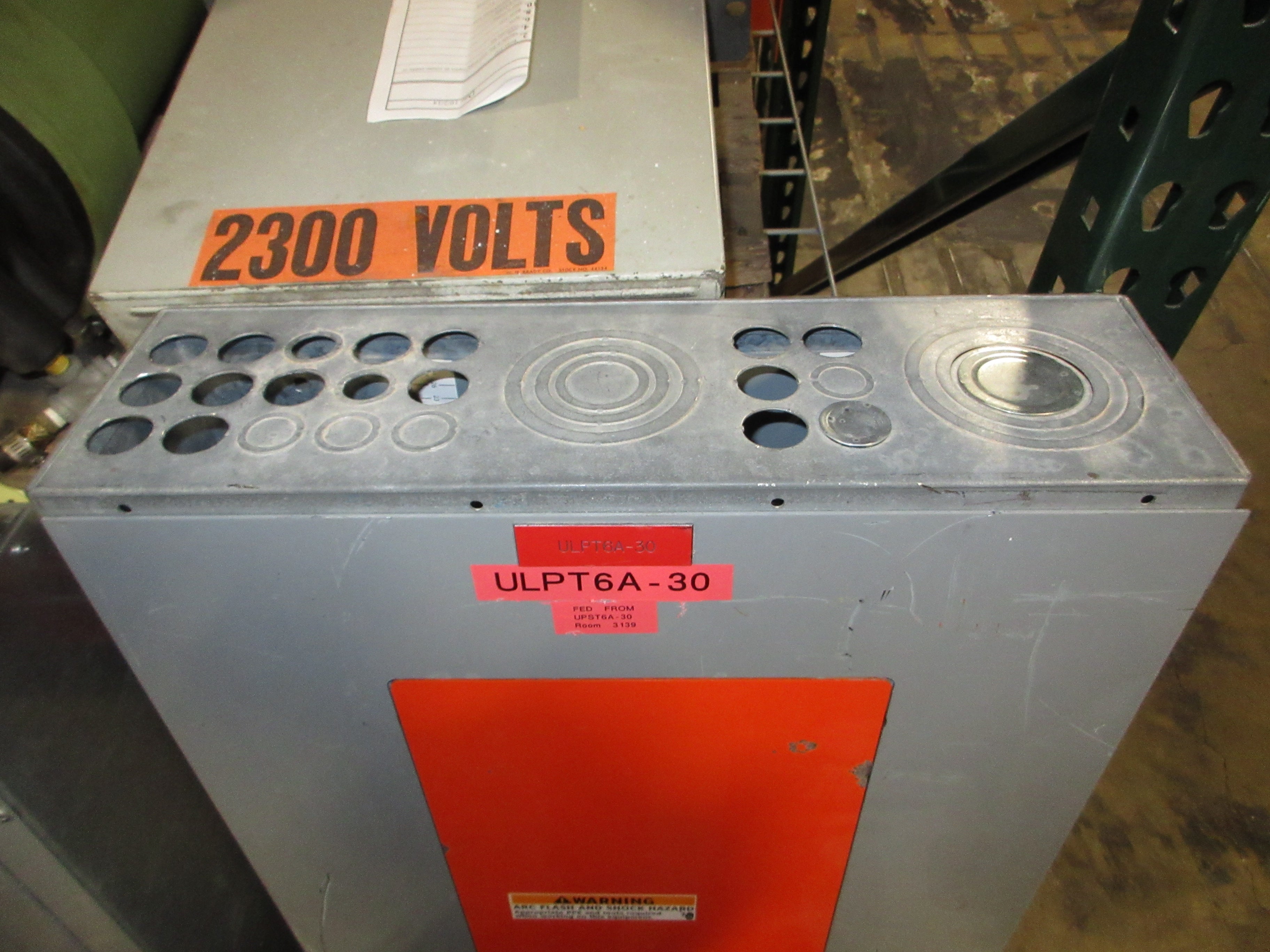 Square D Main Breaker Circuit Breaker Panel NQOB-42450-2M 225A Main, 225A Max