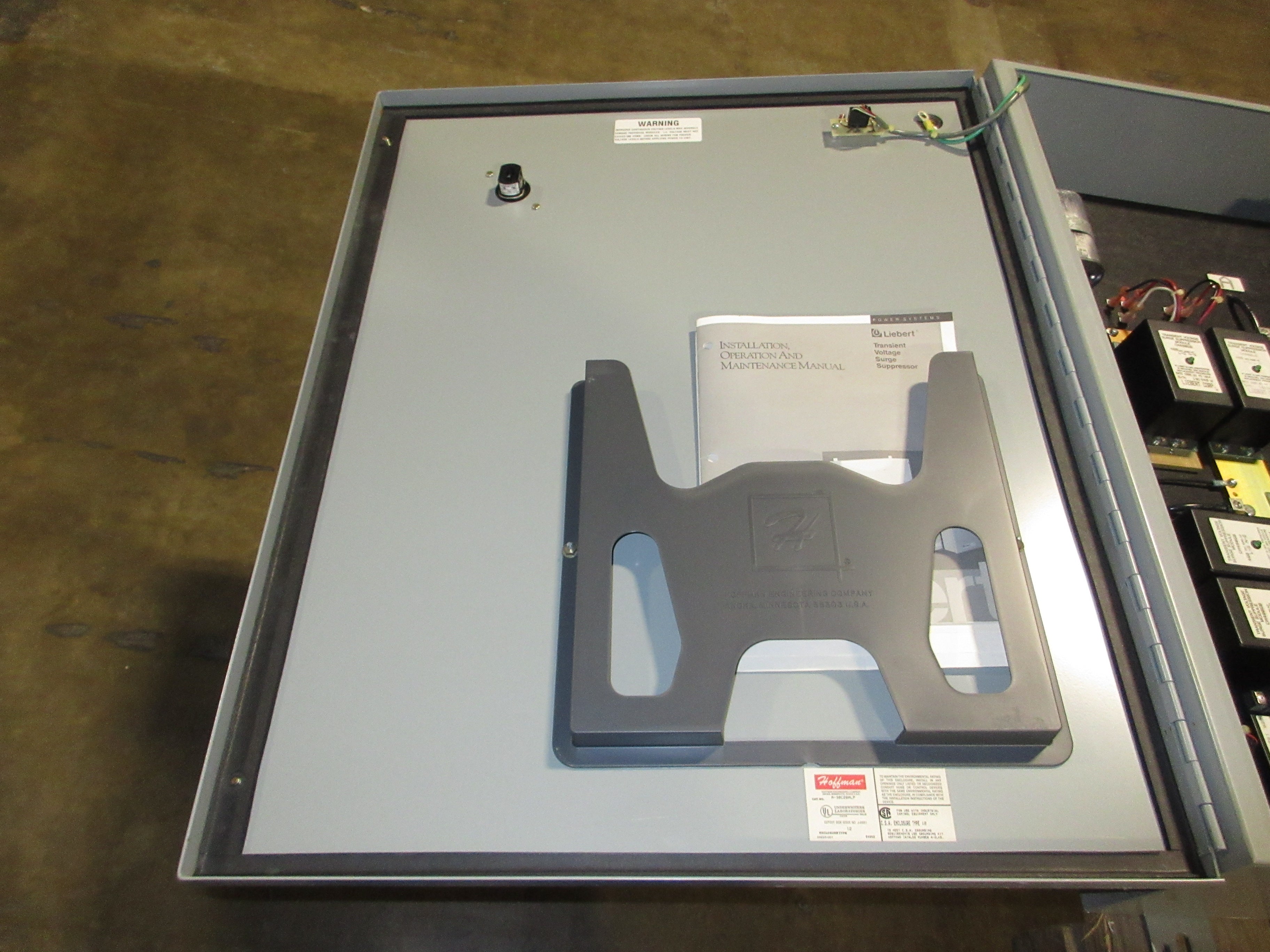 Liebert Surge Suppressor LCG480DC2R 480V 3Ph 50/60Hz TVSS: 2000V L-G, L-L Used