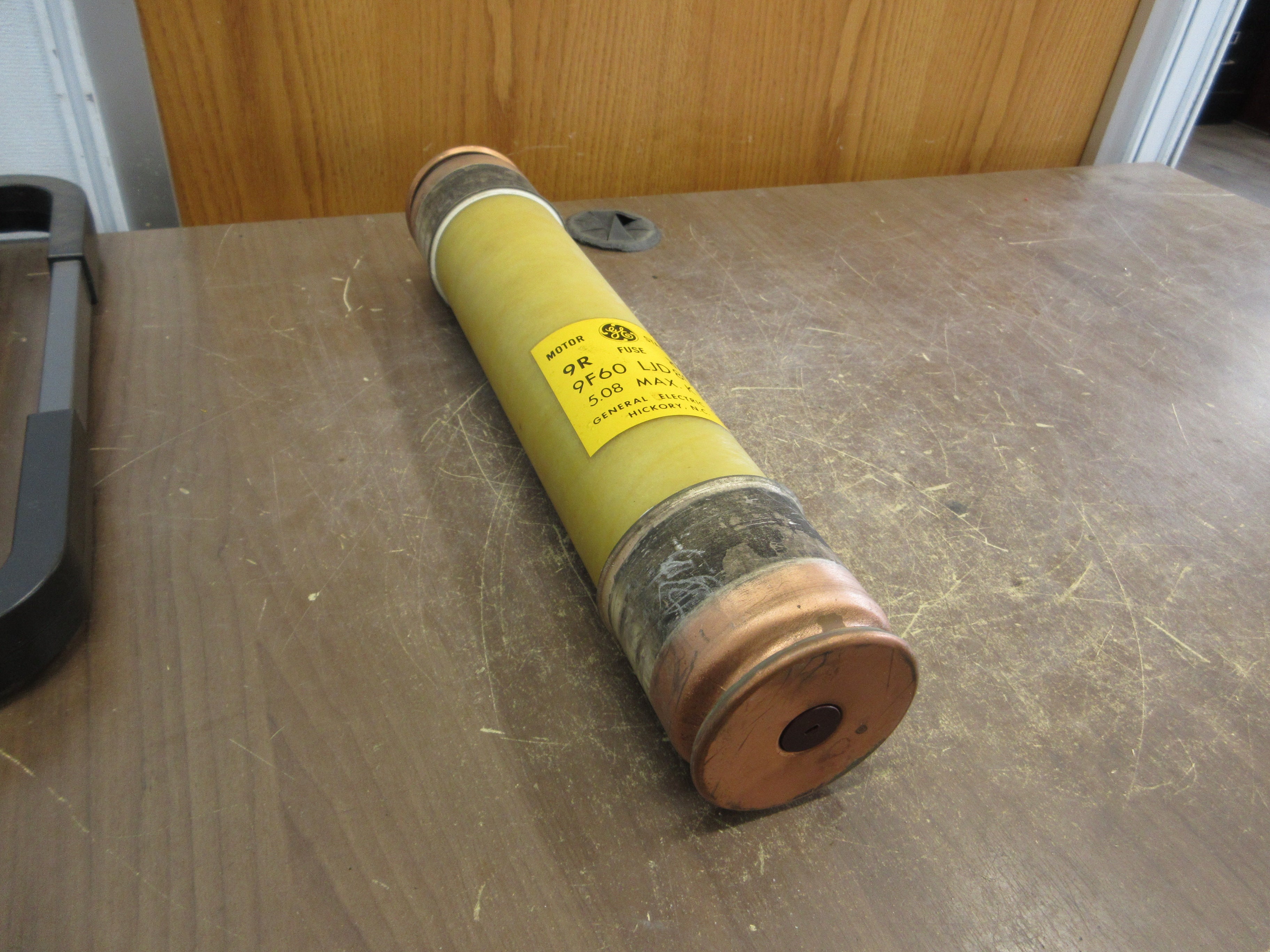 GE Type EJ-2D Fuse 9F60LJD809 9R 5.08kV 60Hz Used