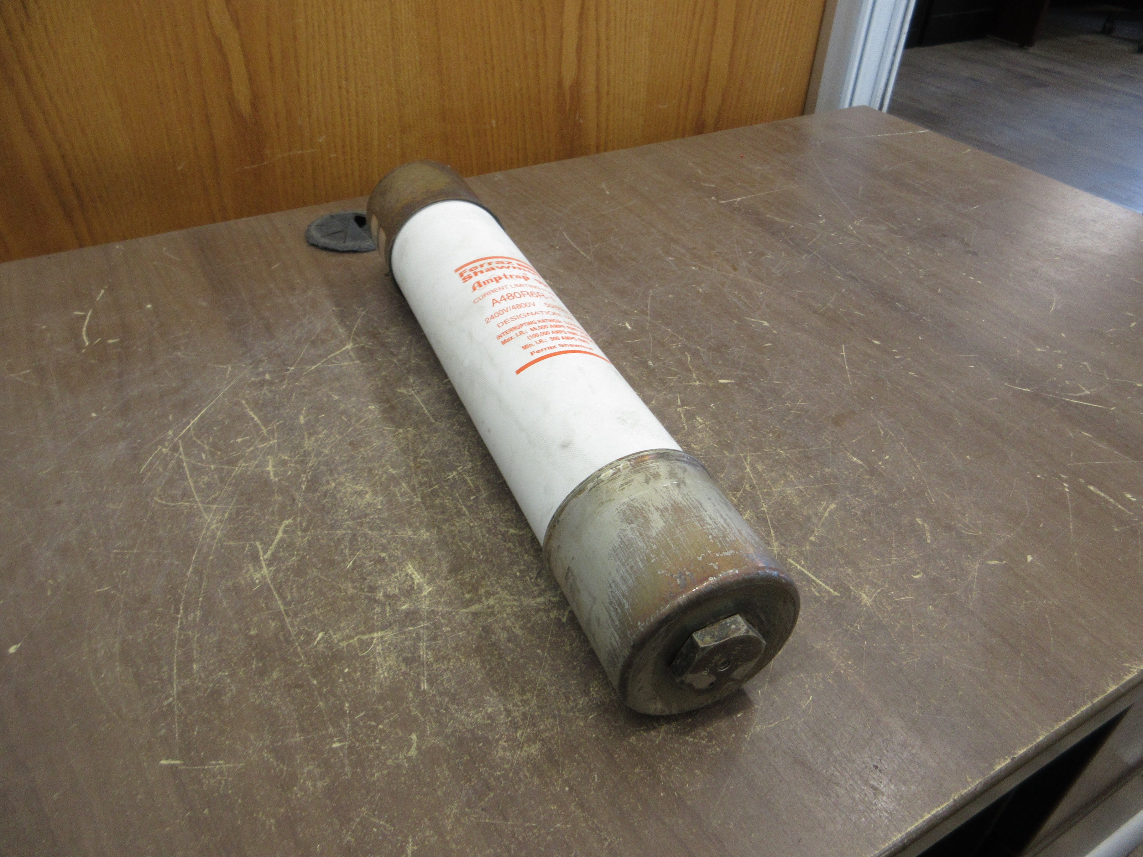 Ferraz Shawmut Amp-Trap Fuse A480R6R-1 2.4/4.8kV 6R 50/60Hz Used