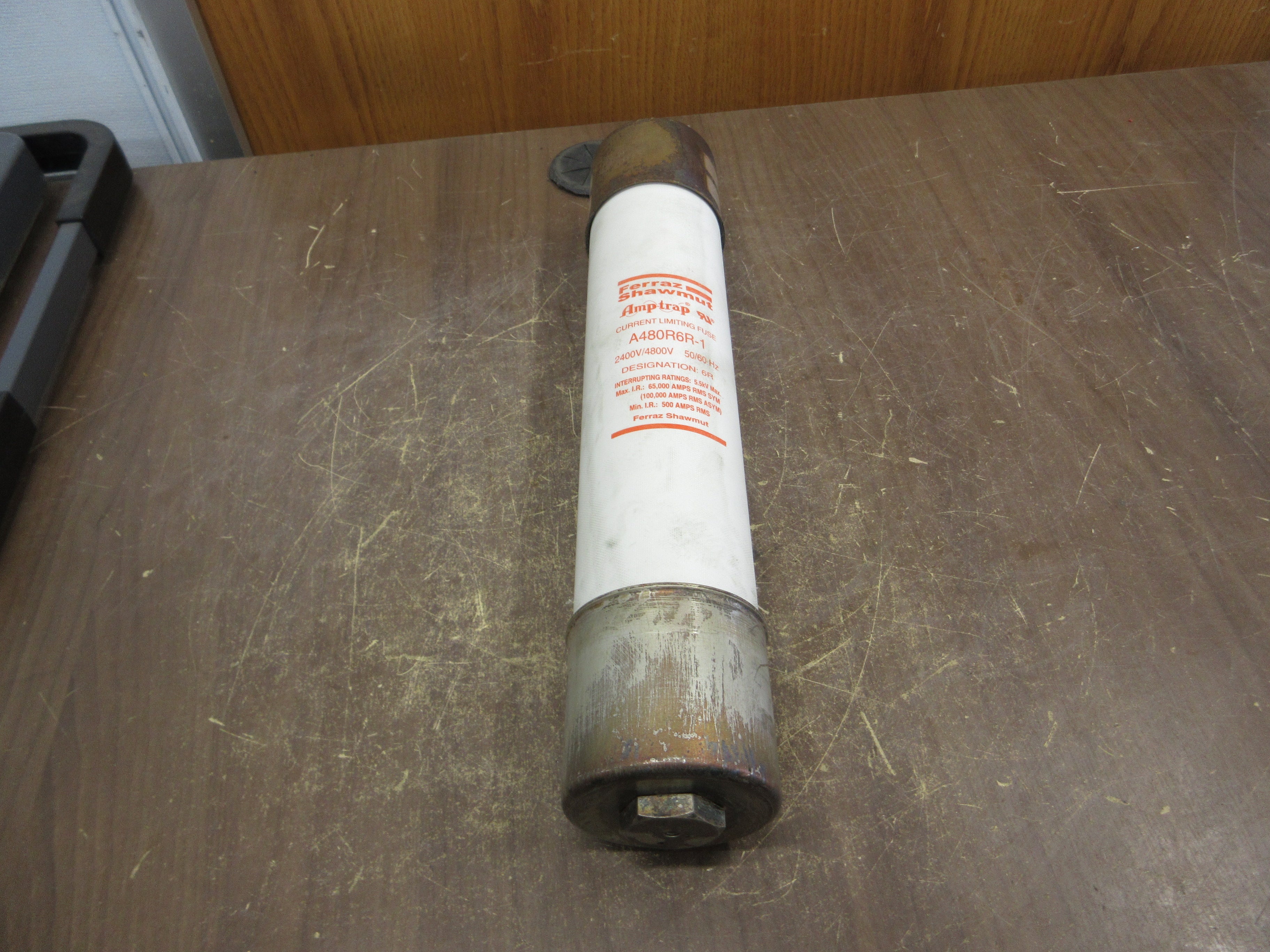 Ferraz Shawmut Amp-Trap Fuse A480R6R-1 2.4/4.8kV 6R 50/60Hz Used