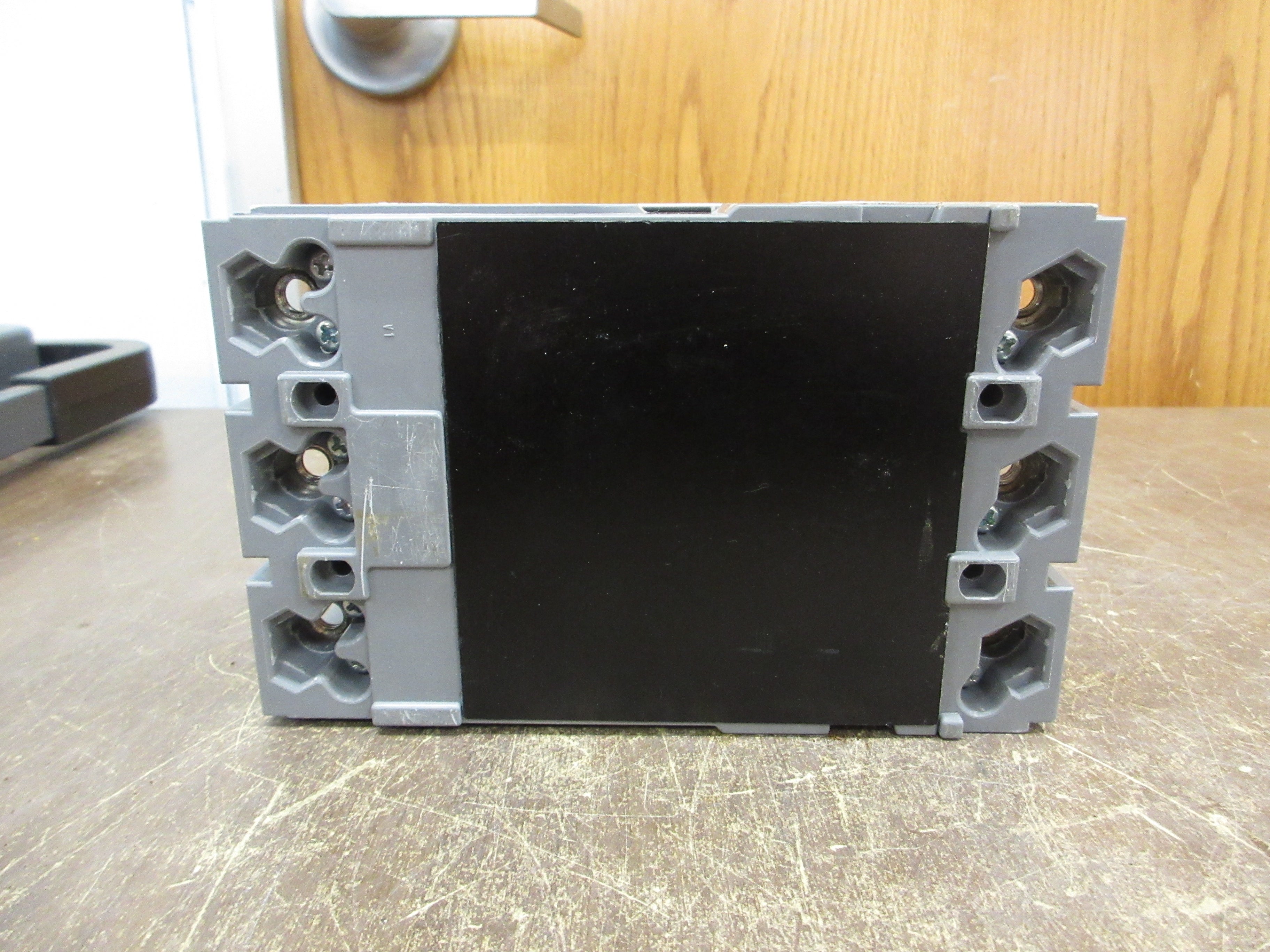 LS MEC Circuit Breaker ABH 203b 100A 600V 3P Used