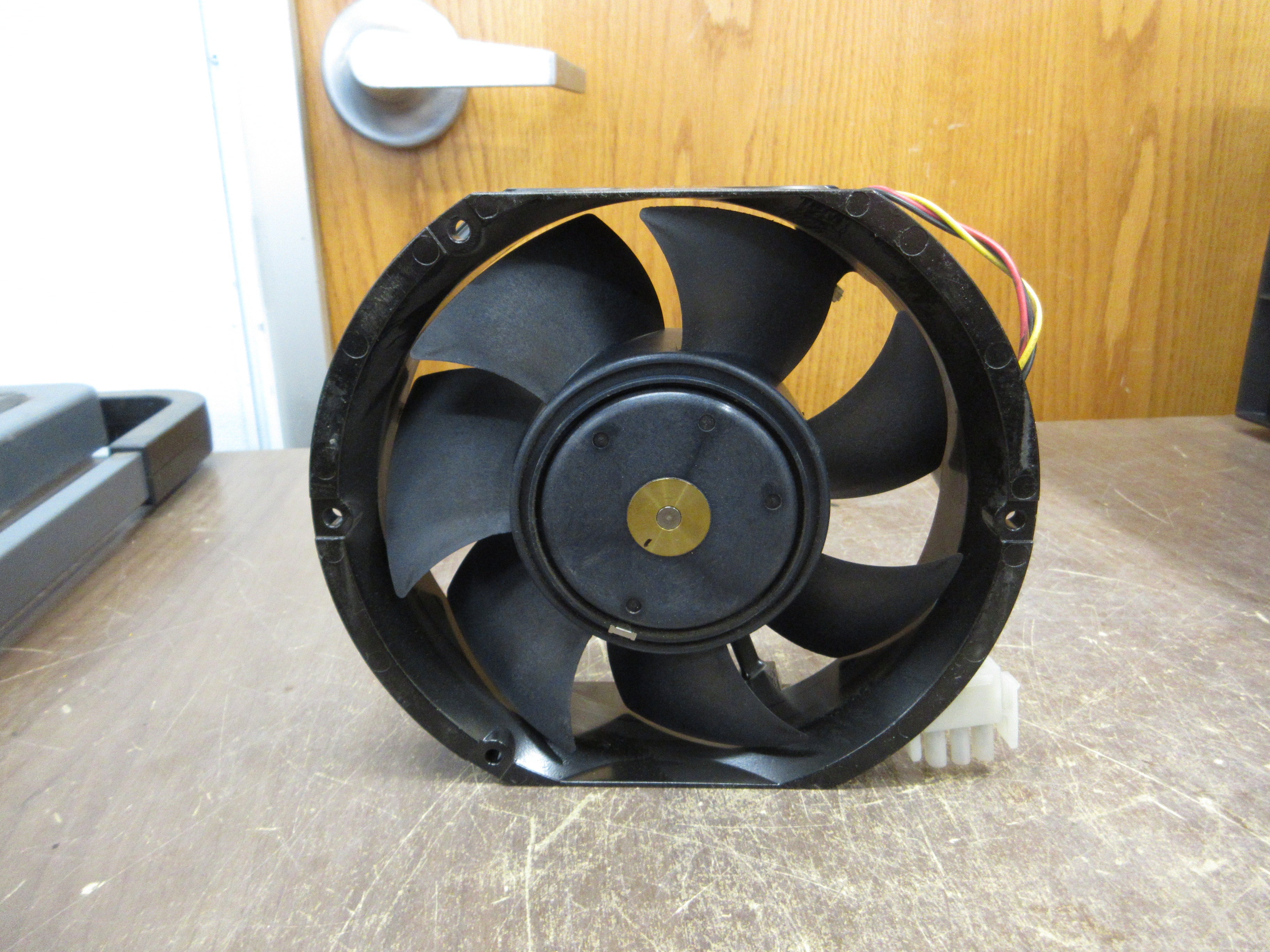 Nidec UltraFlo Axial Fan A35516-59PW1 48VDC 1.55A Used