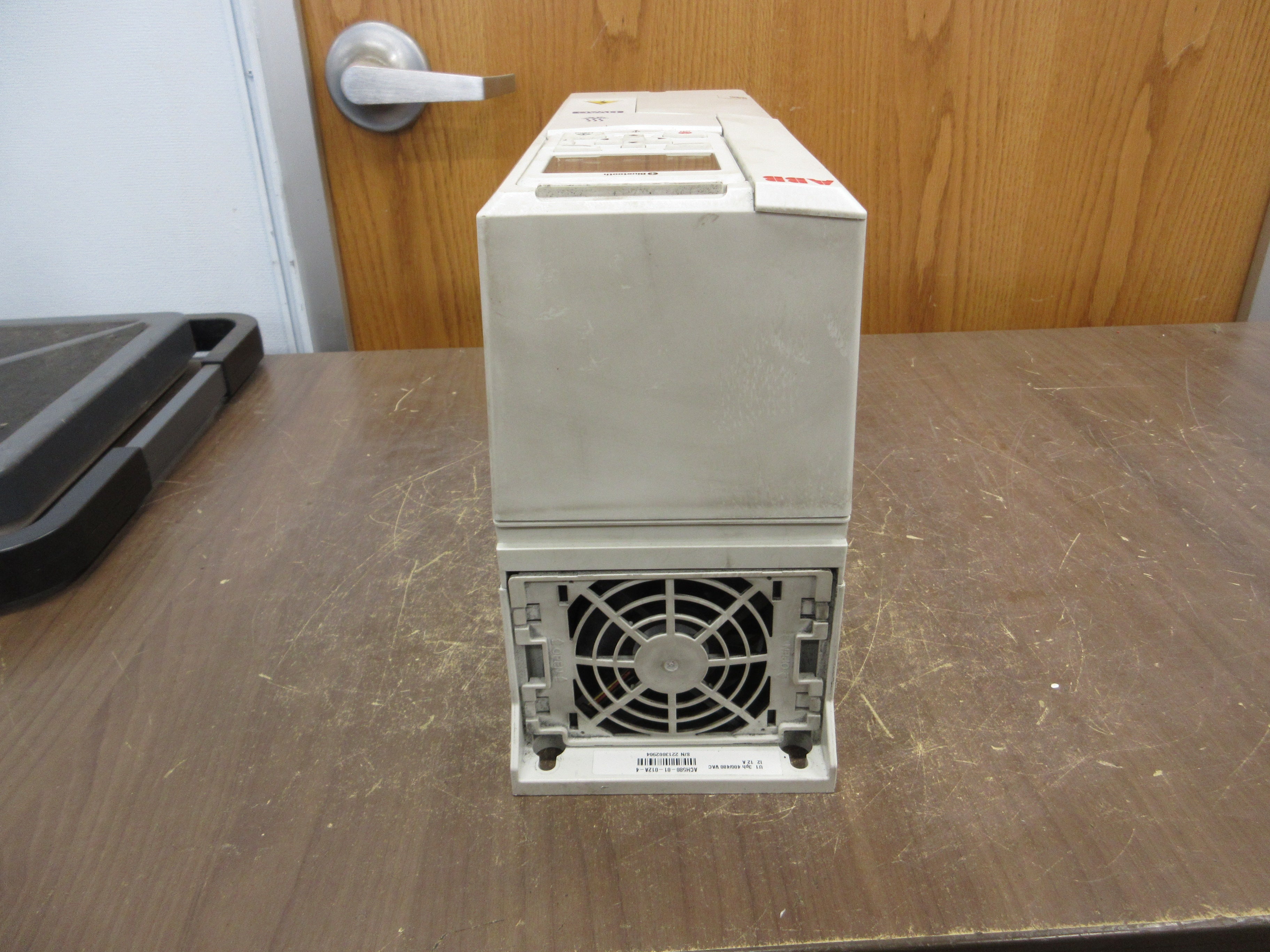 ABB ACH580 AC Drive ACH580-01-012A-4+J429 7.5HP 3Ph w/ Keypad Used