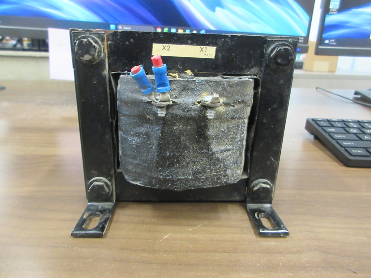 Hevi - Duty Type 520 Control Transformer D- 48321 0.50KVA Pri: 240/480V Used