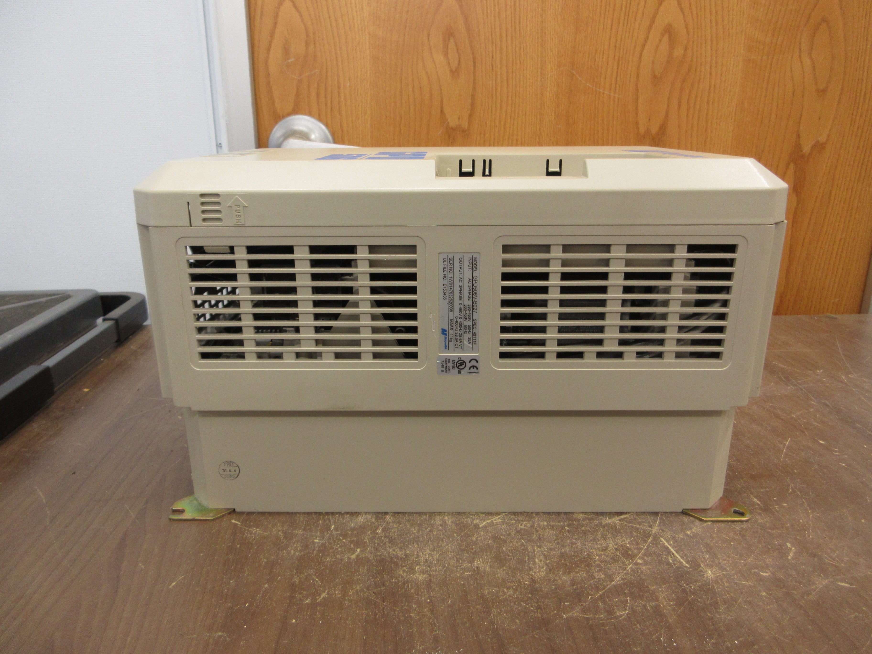 MagneTek GPD 506 AC Drive GPD506V-B027 20HP 3Ph *No Keypad* Used