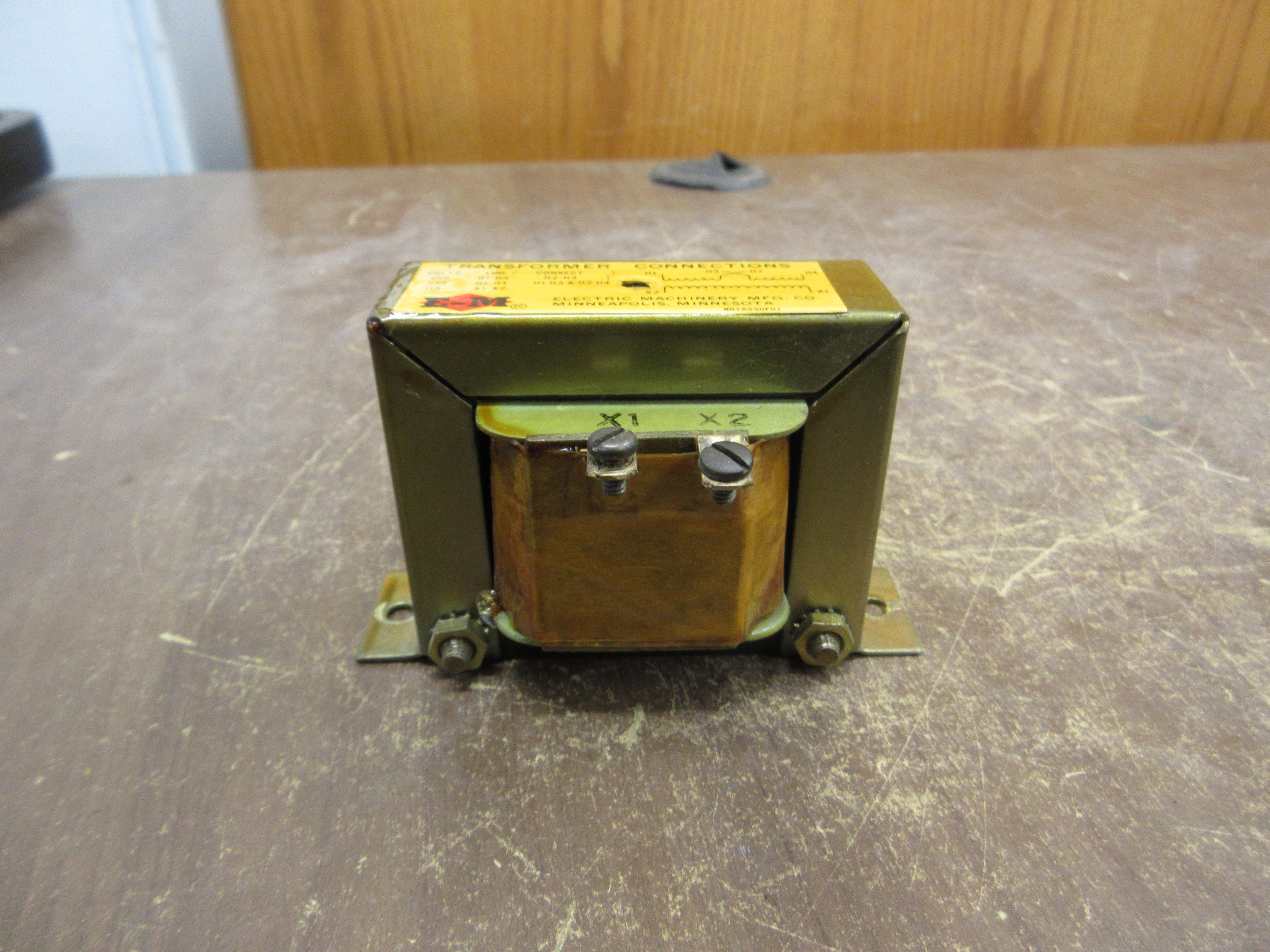 E-M Transformer 801A550F01 Pri: 230/460V Sec: 115V Used