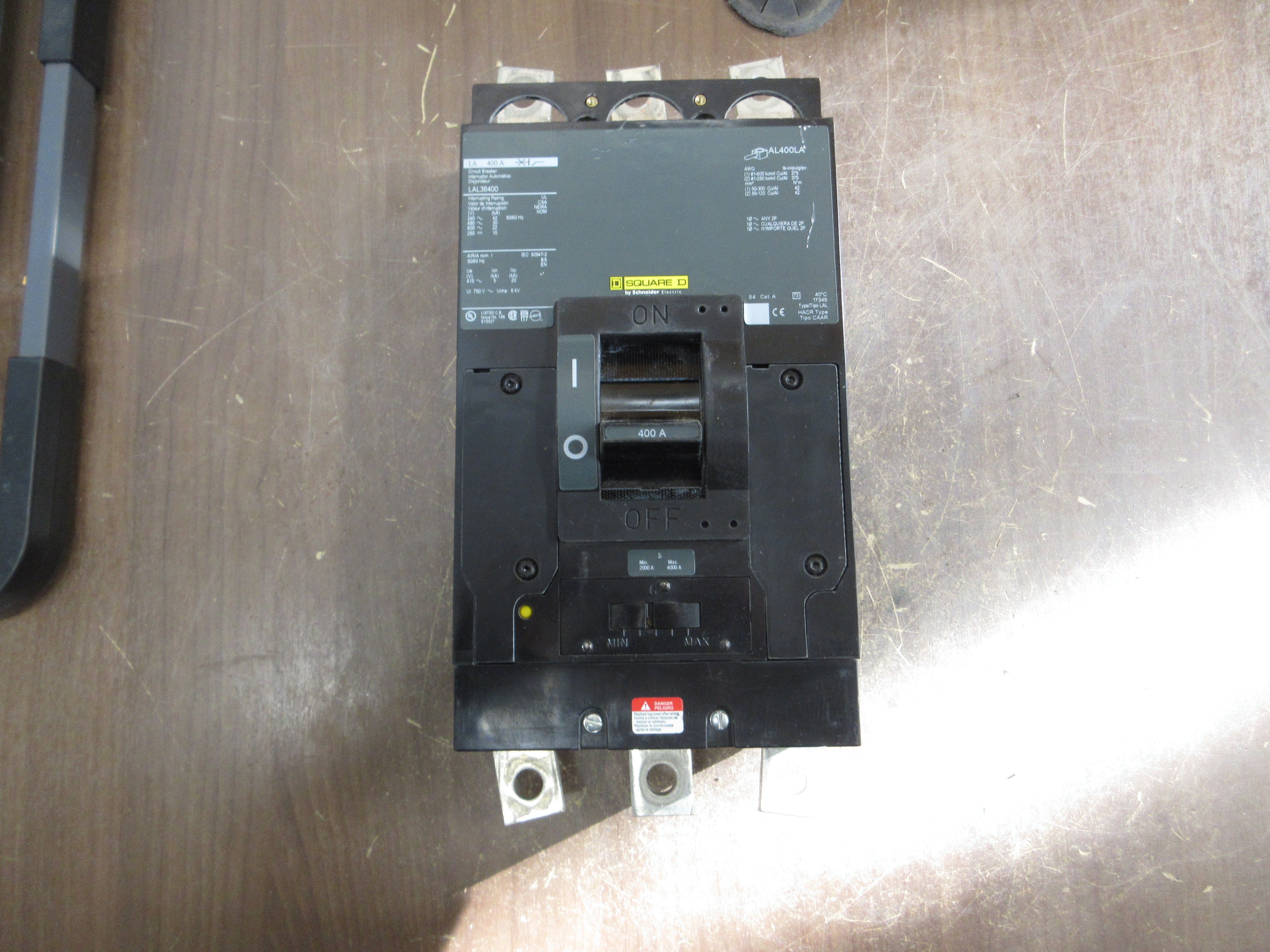 Square D Circuit Breaker LAL36400 400A 600V 3P Used