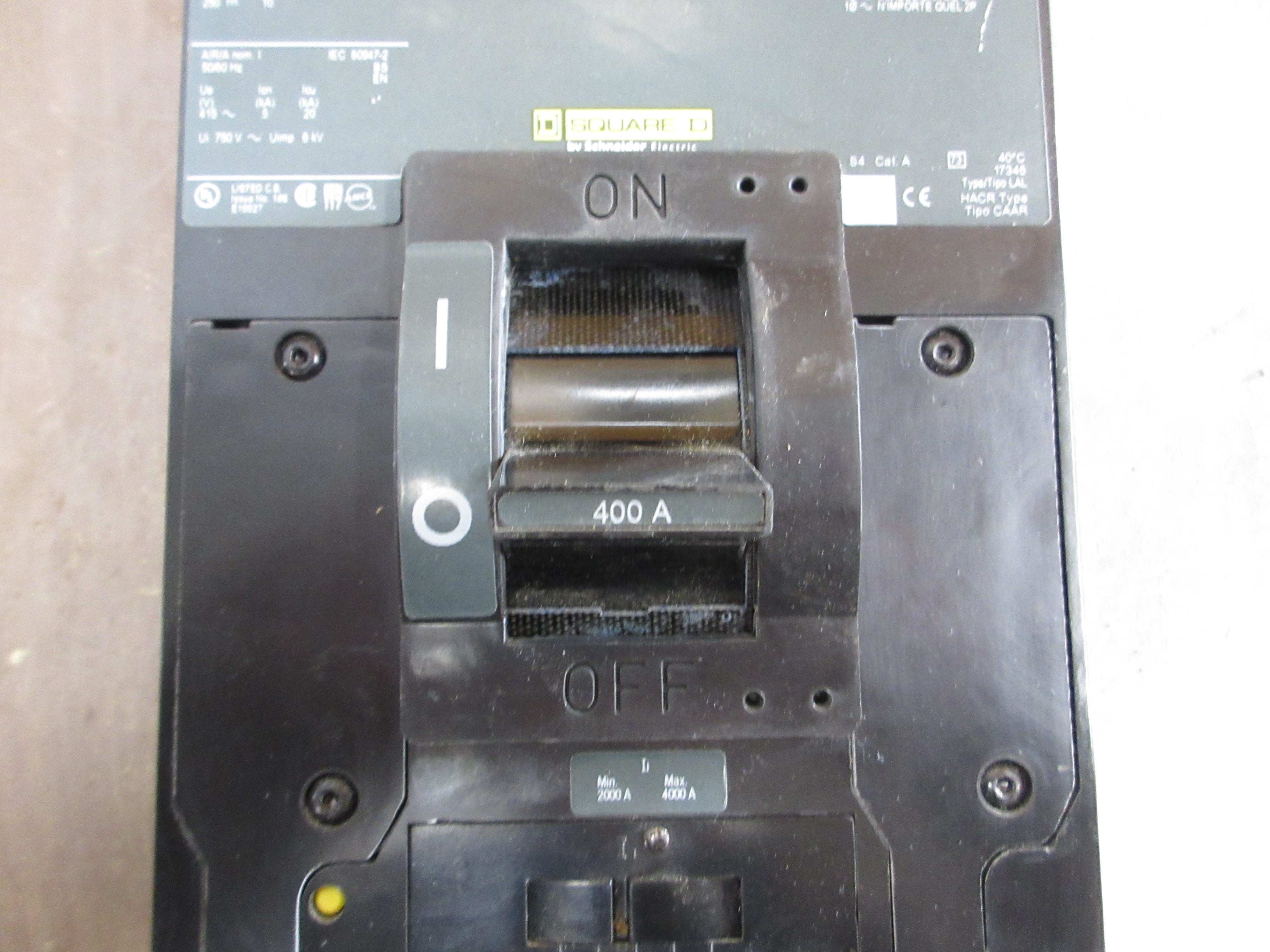 Square D Circuit Breaker LAL36400 400A 600V 3P Used