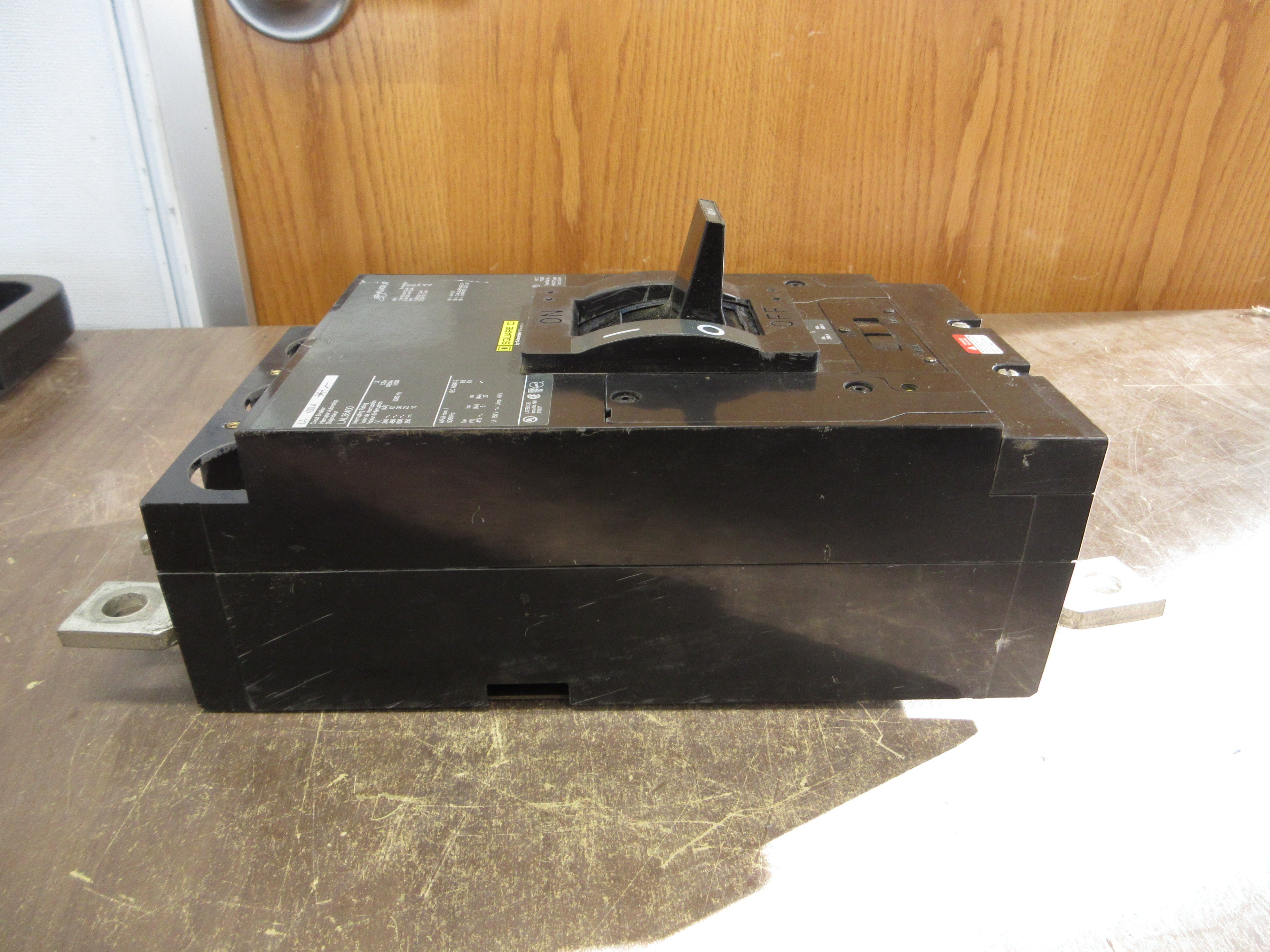 Square D Circuit Breaker LAL36400 400A 600V 3P Used