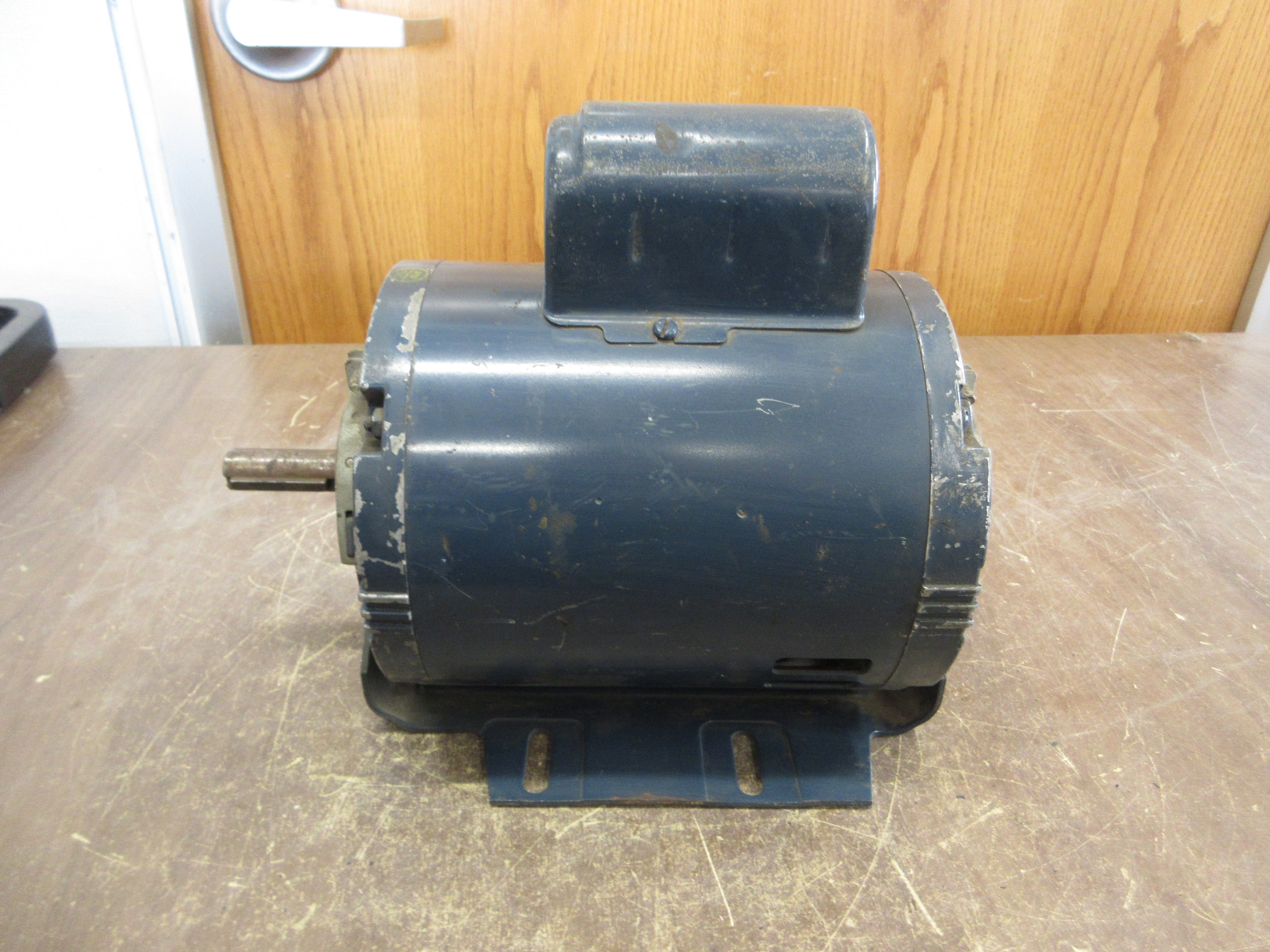 Franklin Electric Motor 1101031400 1/3HP 1800RPM 115/208-230V 6/3A 1Ph 60Hz Used