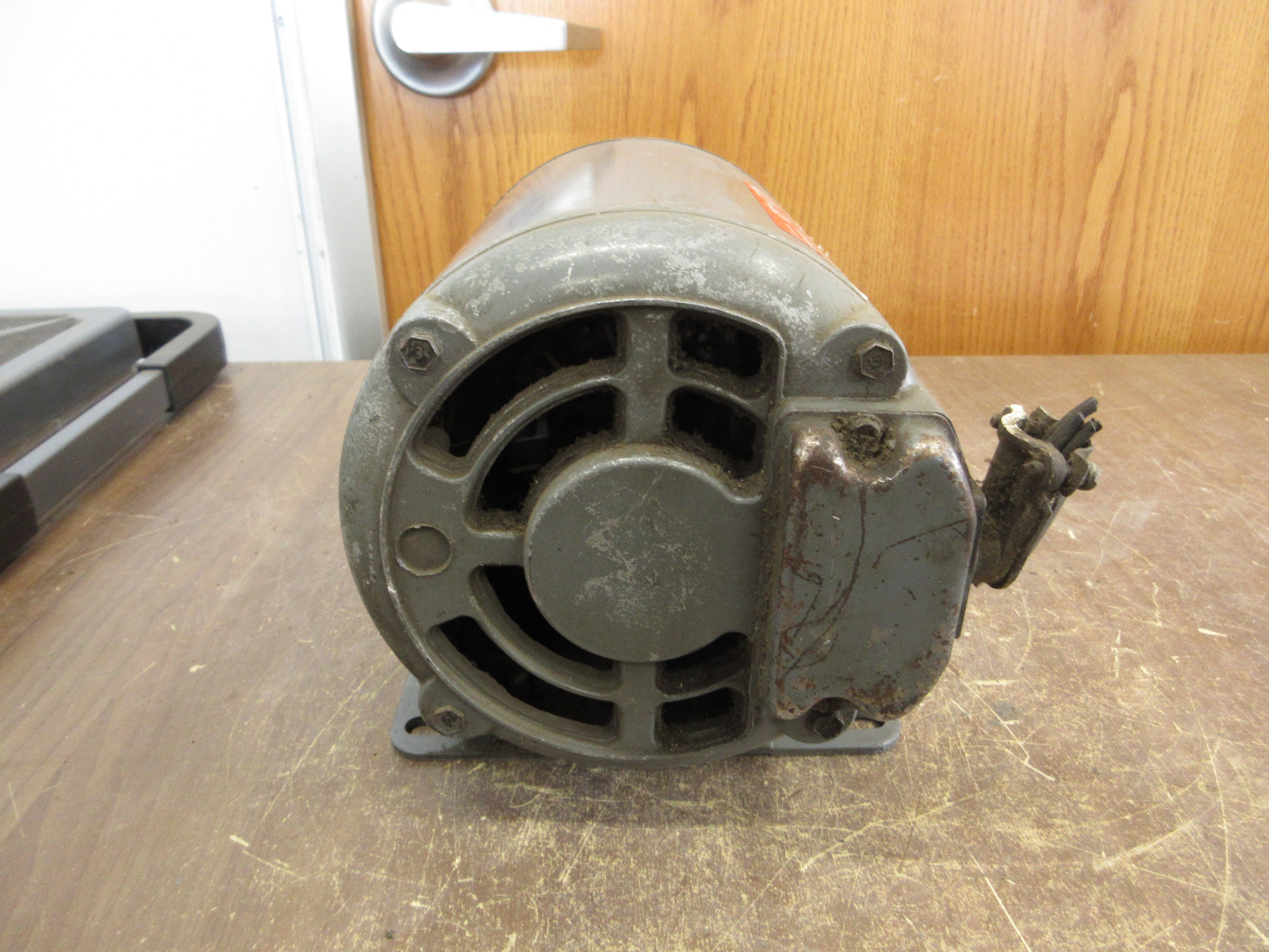 Dayton Motor 3N043G 1HP 1800RPM 230/460V 3.6/1.8A 3Ph 60Hz Used