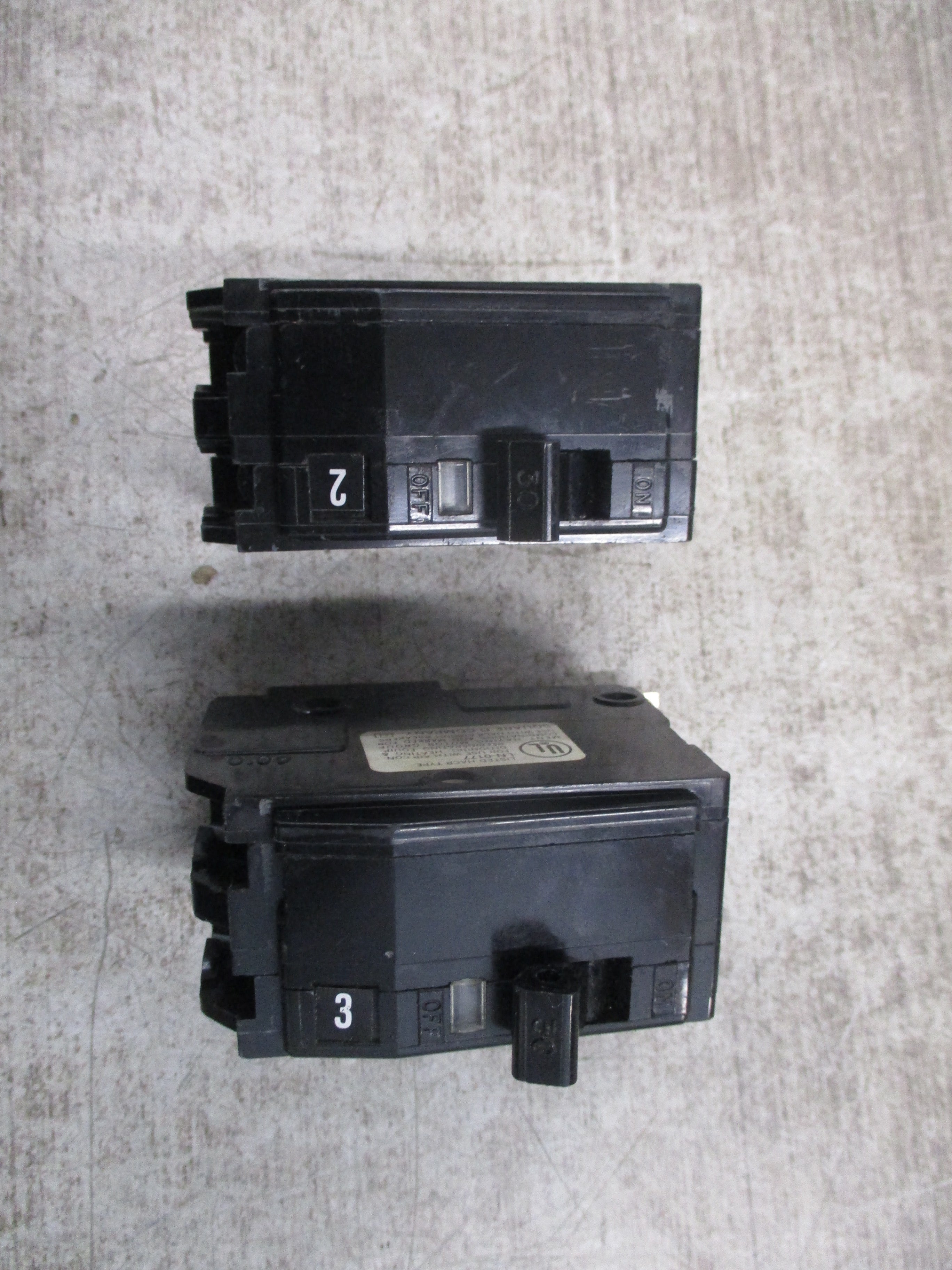 Square D Bolt-on Circuit Breaker QOB230 30A 120/240V 2P *Lot of 2* Used