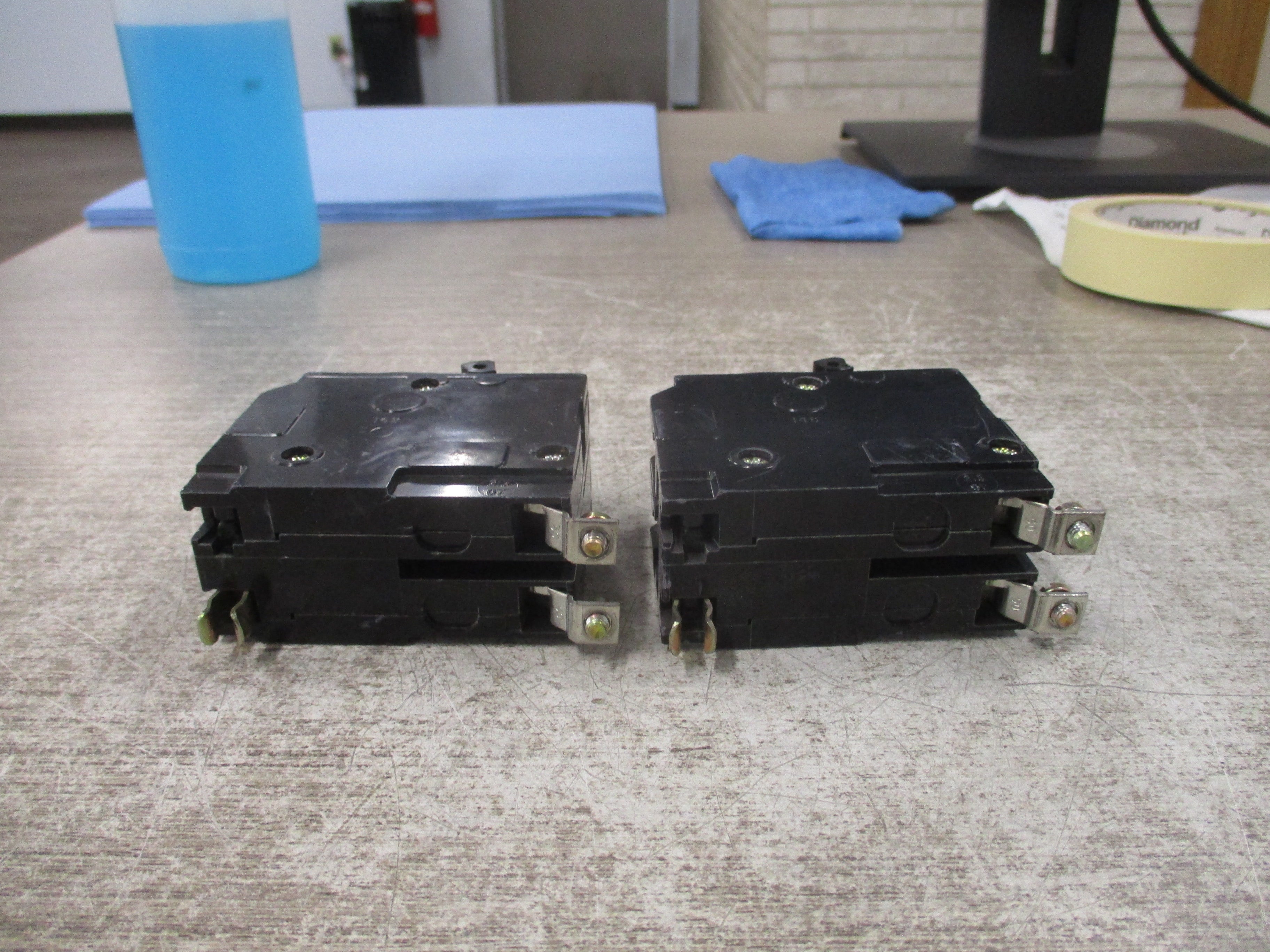 Square D Bolt-on Circuit Breaker QOB230 30A 120/240V 2P *Lot of 2* Used