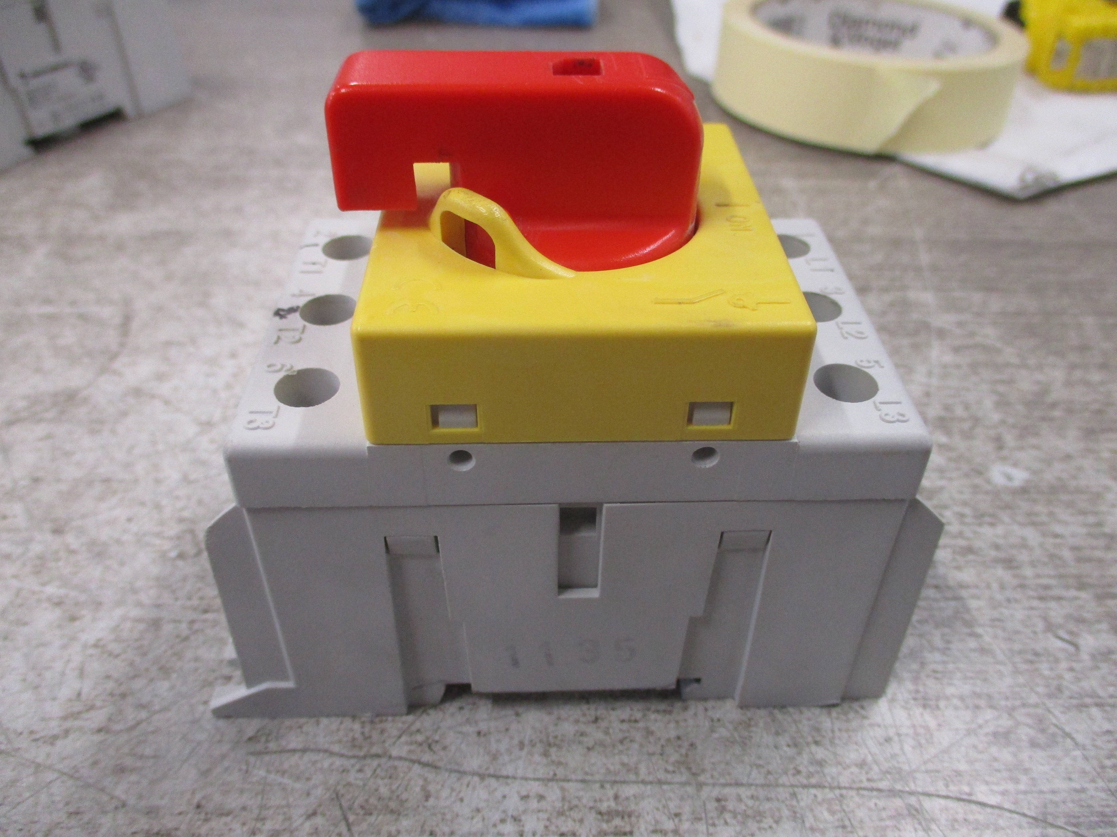 Technoelectric Disconnect Switch SD2-63A 400-690V 32/63A 50/60Hz 3P Used