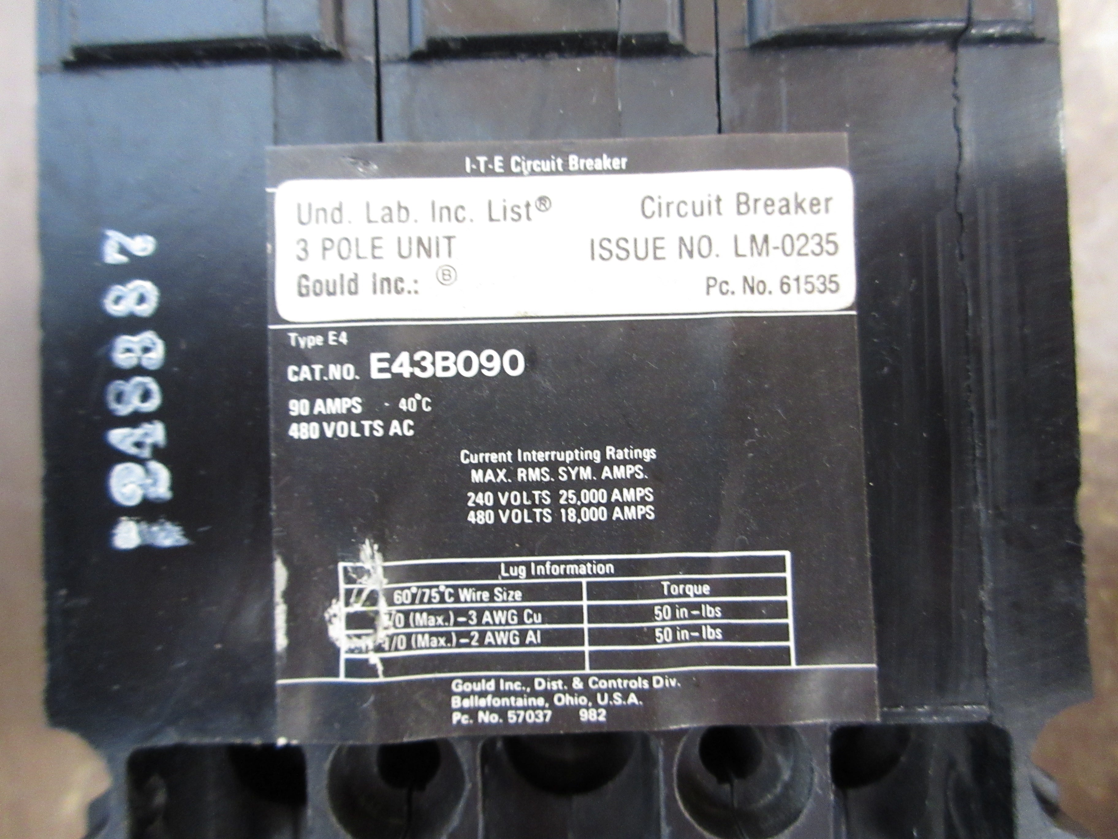Gould ITE Circuit Breaker E43B090 90A 480V 3P Used