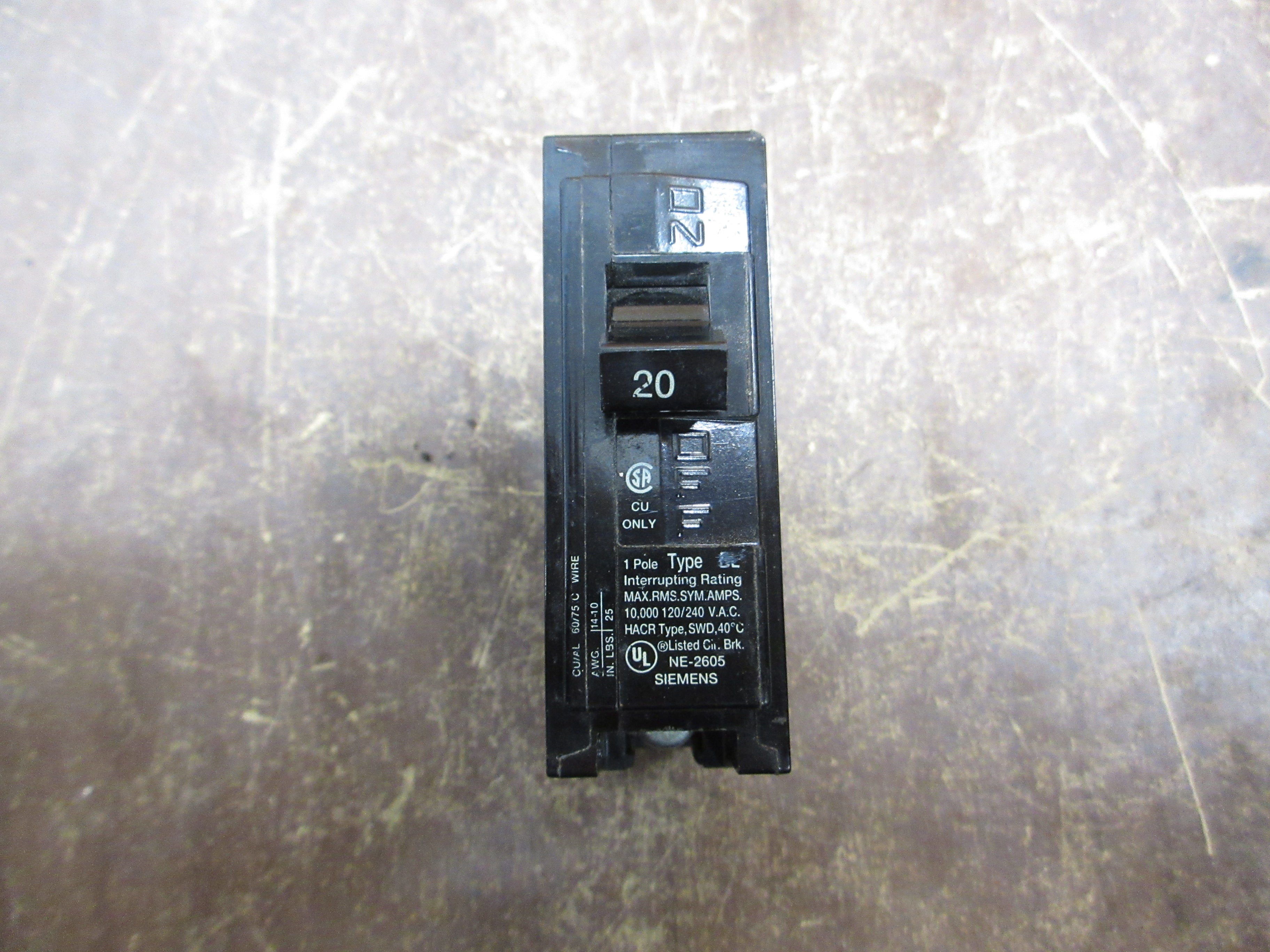Siemens Type BL Circuit Breaker B120 20A 120/240V 1P *Lot of 4* Used
