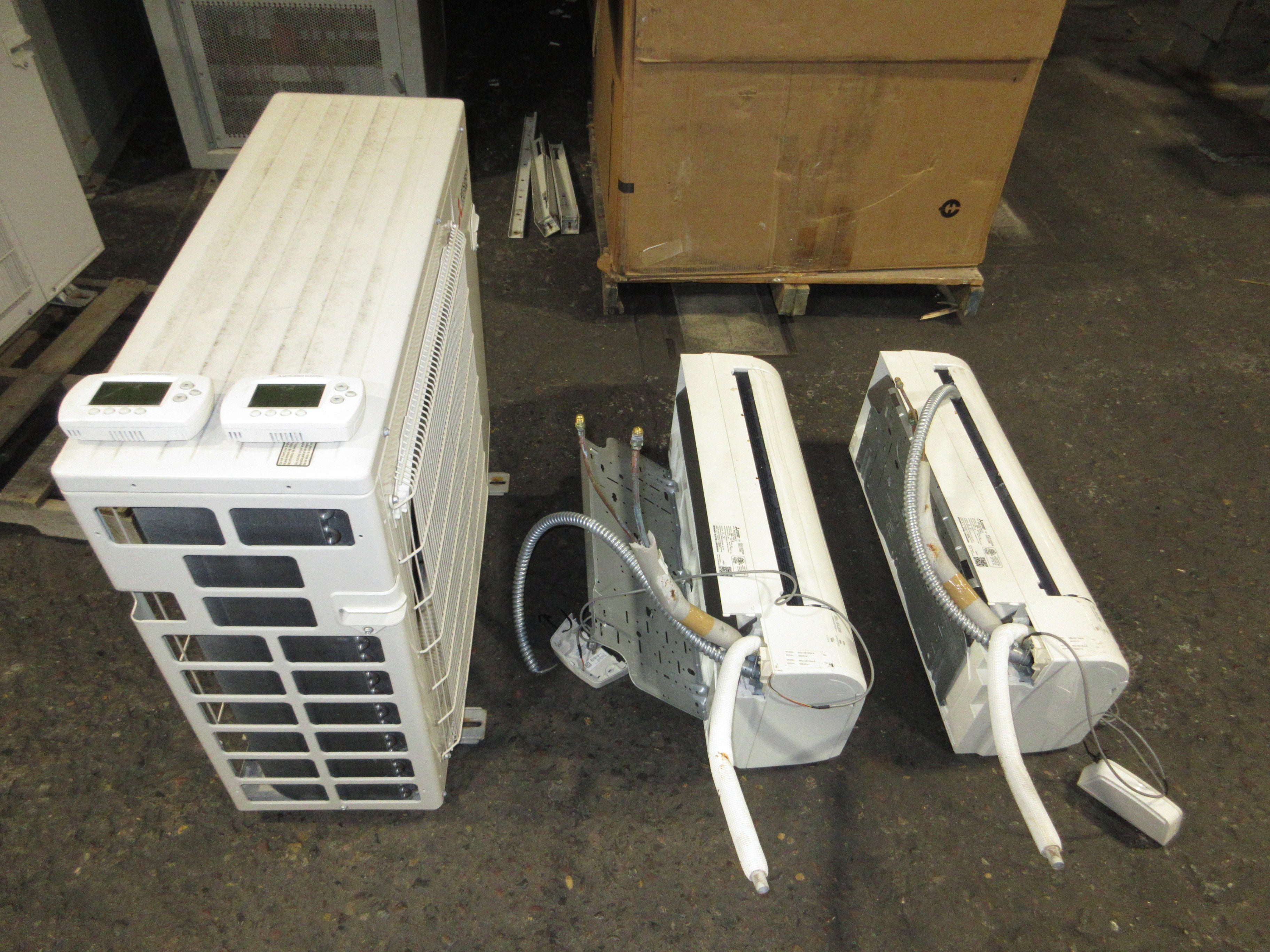 Mitsubishi Split-System Heat Pump MXZ-4C36NA 208/230V 1Ph 60Hz (2) Thermostat