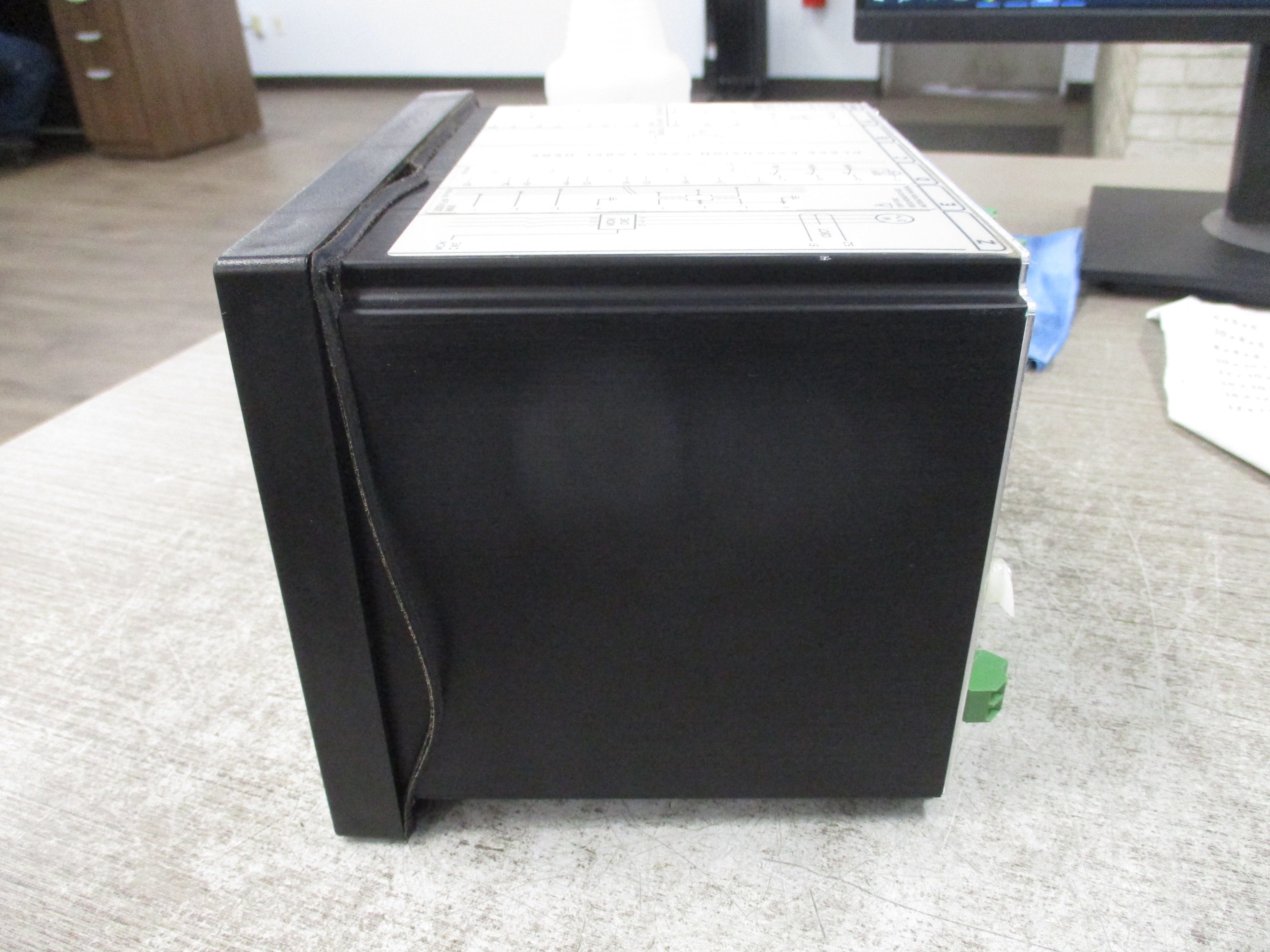 Allen-Bradley Modular Protection System 825-P* Ser. A 110-250VDC 110-240VAC Used