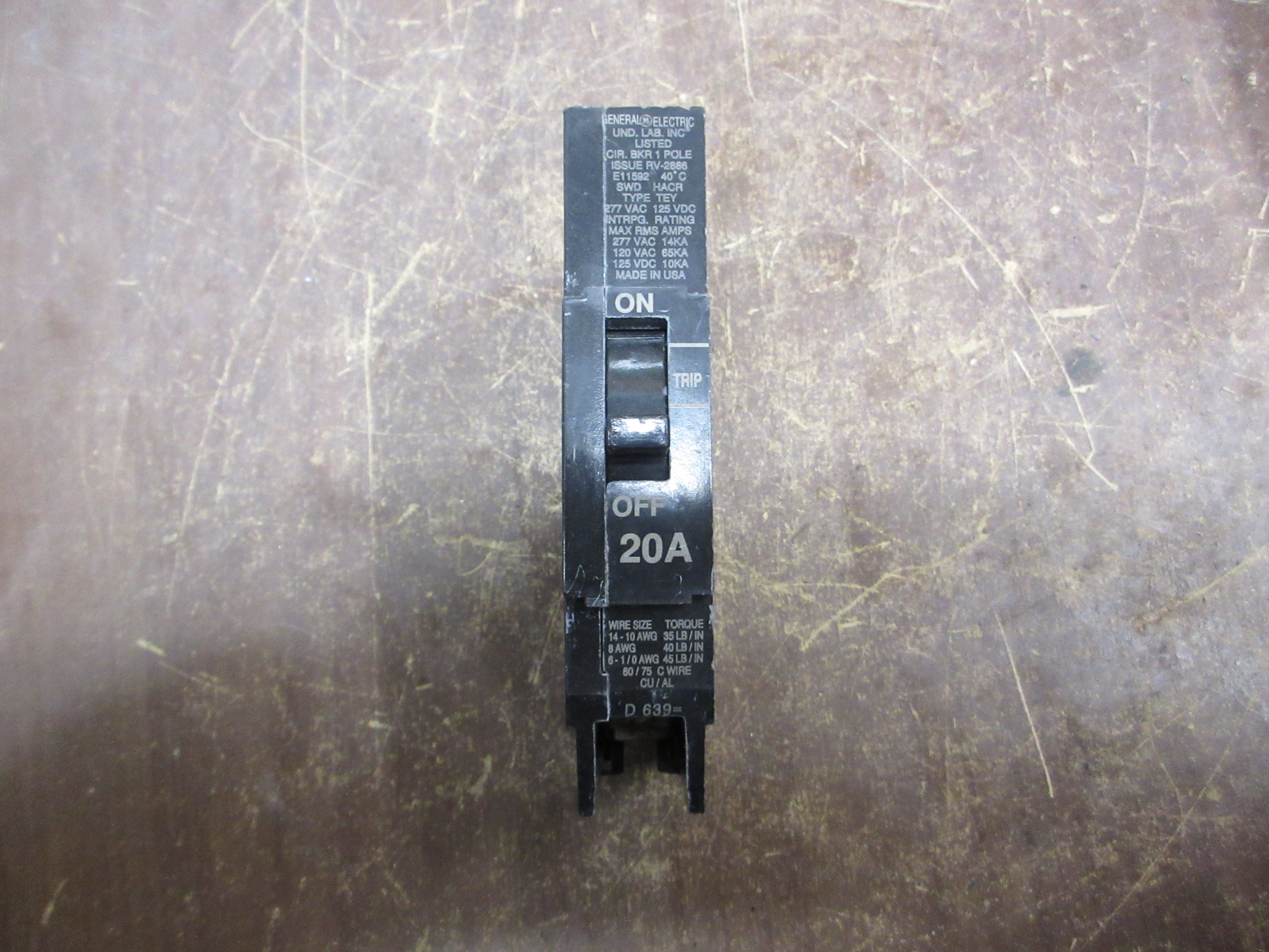 GE Circuit Breaker TEY120 20A 277V 1P *Lot of 4* Used