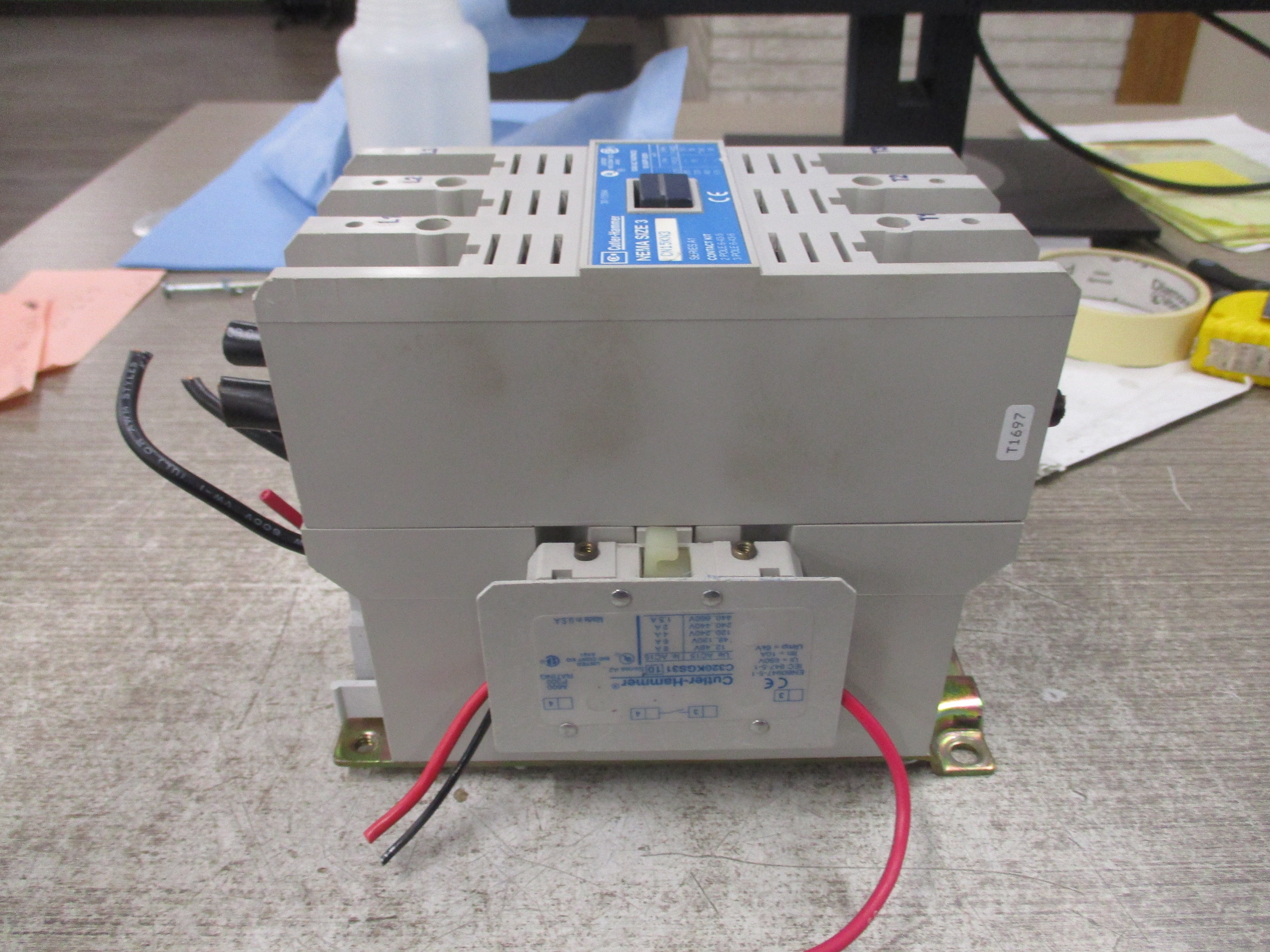 Cutler-Hammer Size 3 Contactor CN15KN3 Ser. A1 120V Coil 90A 600V (1) Aux Contact Used