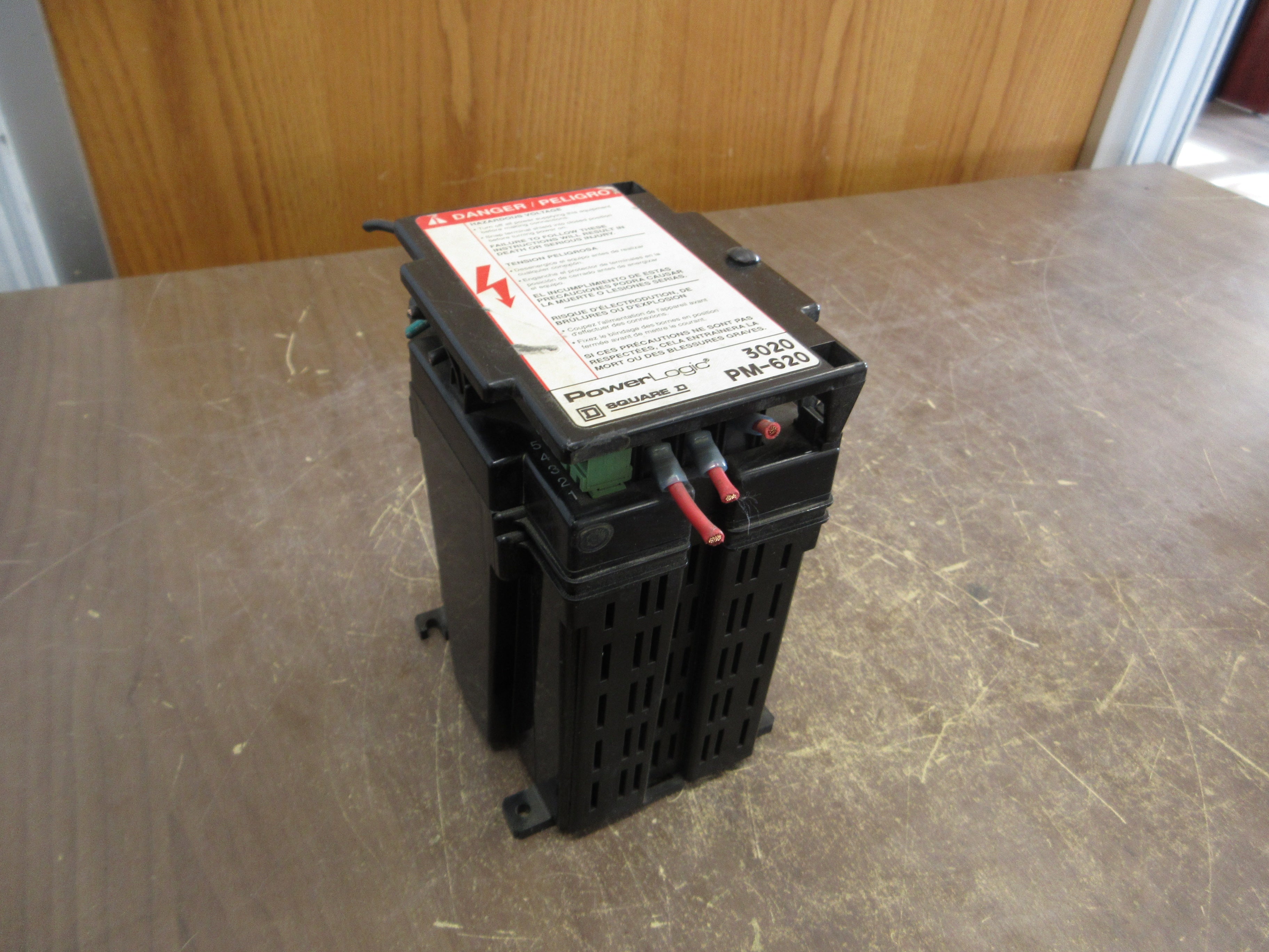 Square D PowerLogic Power Meter 3020 PM-620 Ser. F3 Used