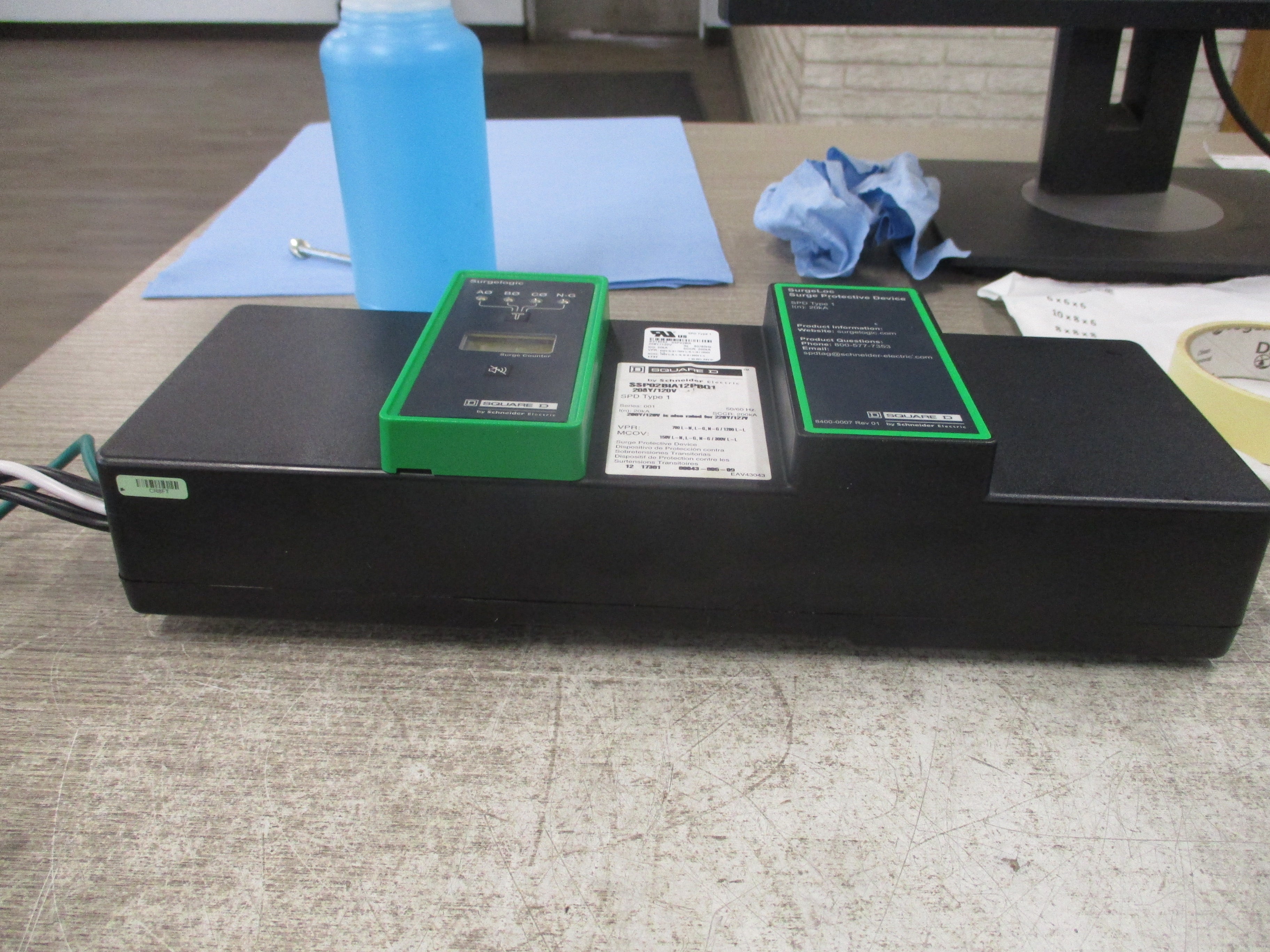 Square D SurgeLoc Surge Protective Device SSP02BIA12PBQ1 208Y/120V 50/60Hz VPR: 700 L-N, L-G, N-G/1200L-L MCOV: 150V L-N, L-G, N-G/300V L-L Used