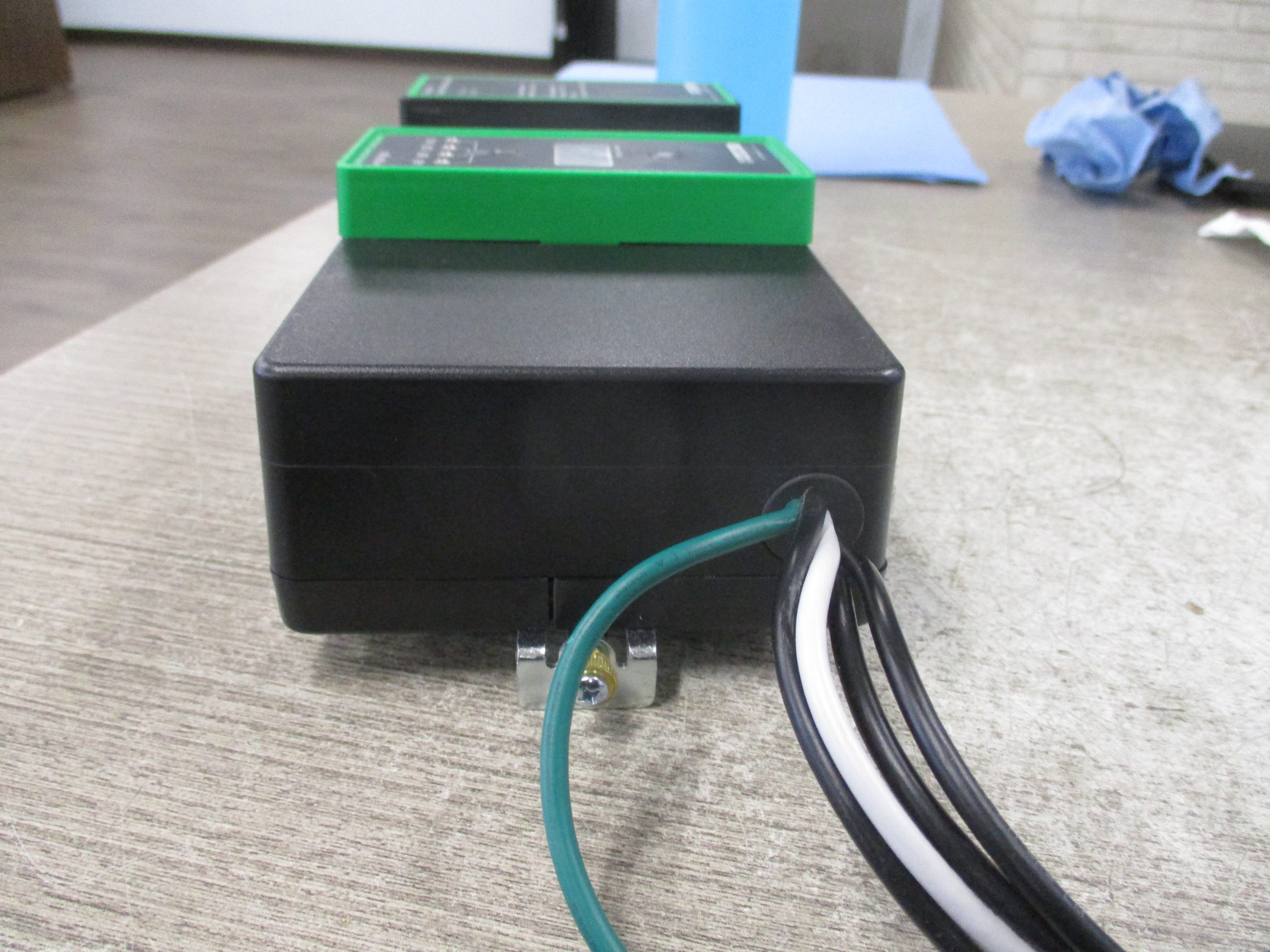 Square D SurgeLoc Surge Protective Device SSP02BIA12PBQ1 208Y/120V 50/60Hz VPR: 700 L-N, L-G, N-G/1200L-L MCOV: 150V L-N, L-G, N-G/300V L-L Used