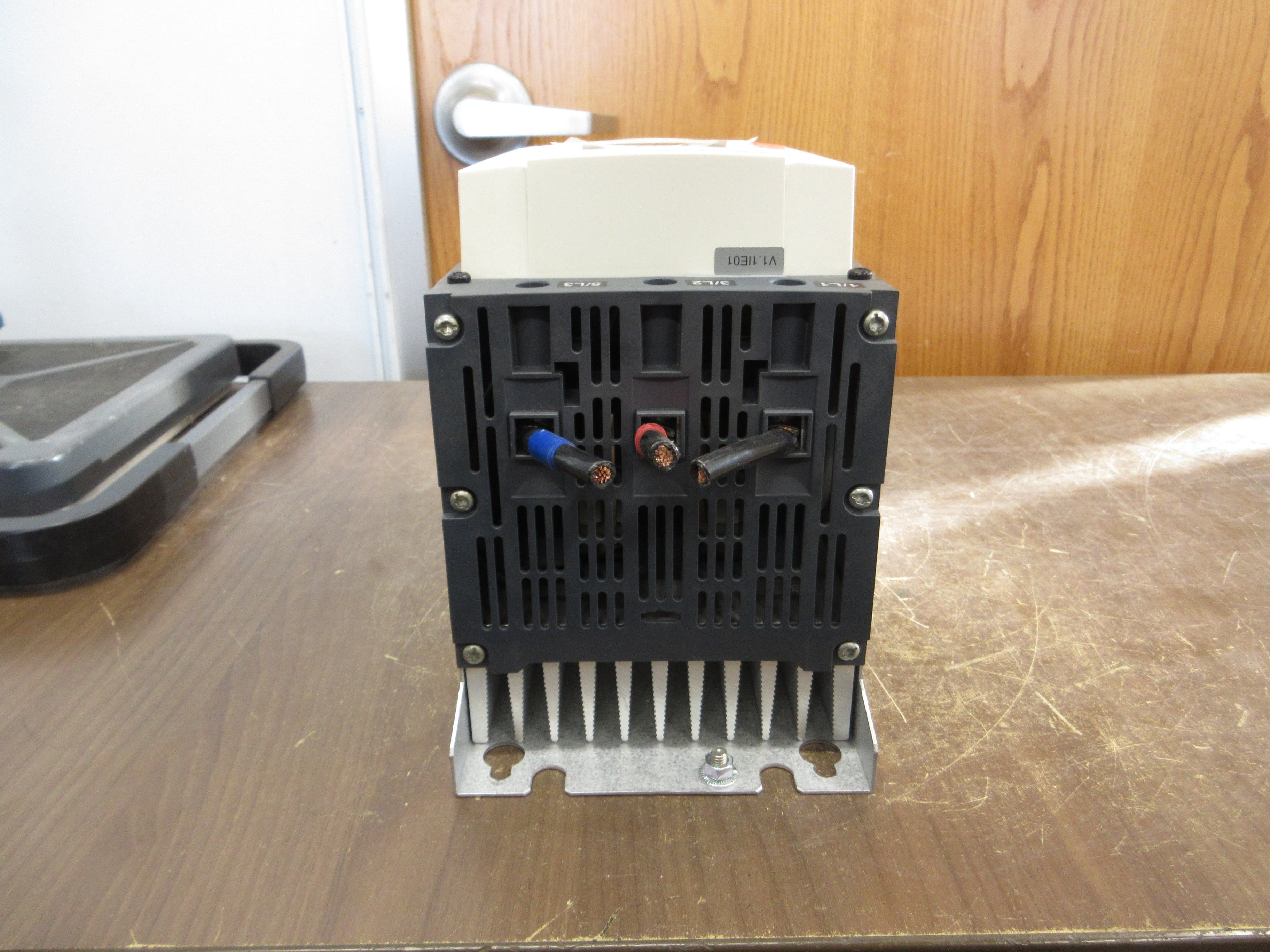 Schneider Electric Altistart 22 Soft Start ATS22D75S6U 20-60HP 208-600V 3Ph Used